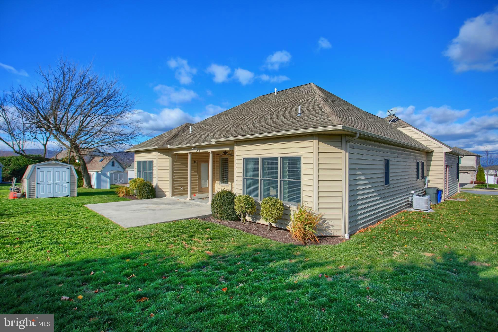 WINDY HEIGHTS - Residential