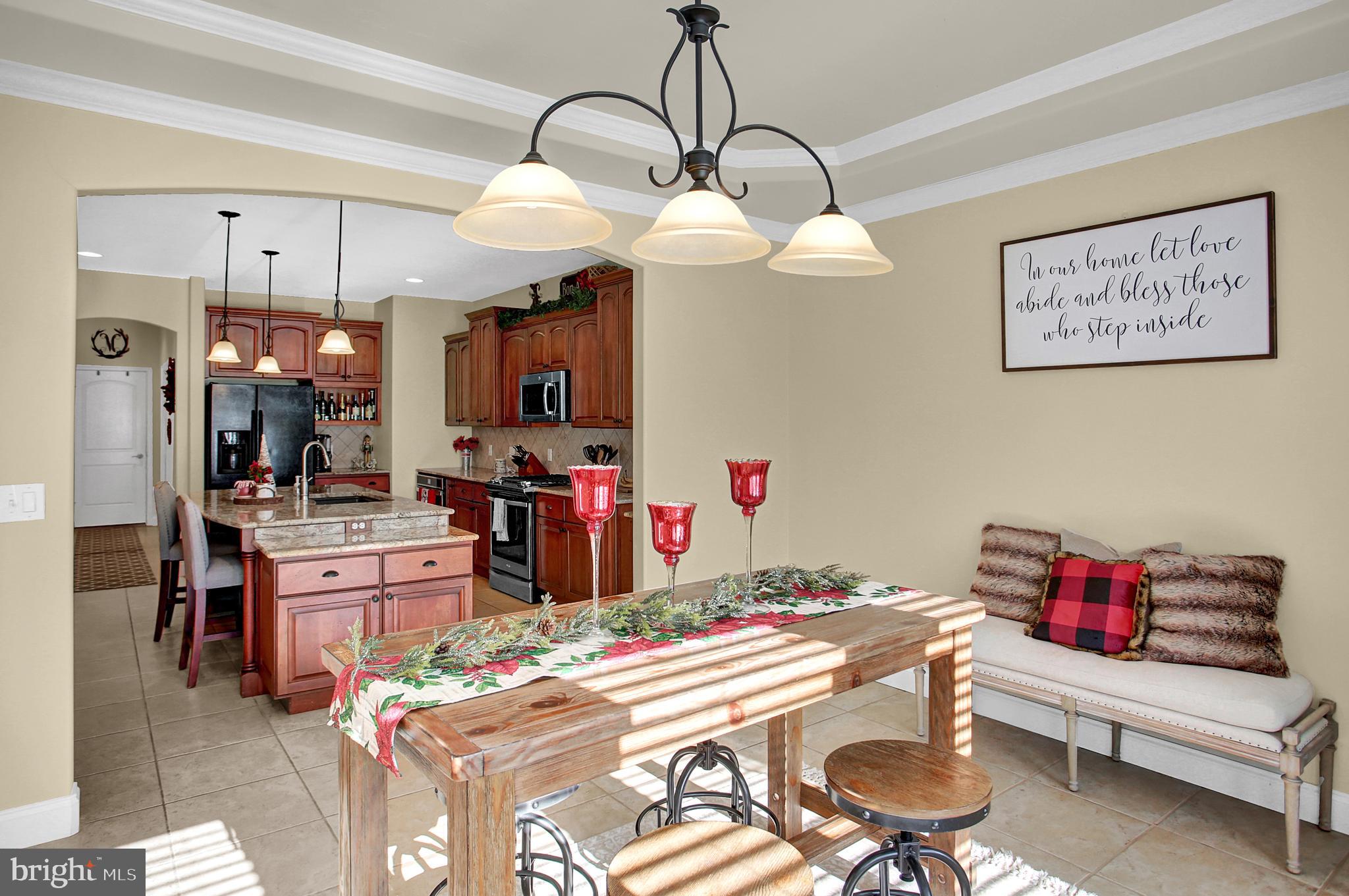 WINDY HEIGHTS - Residential