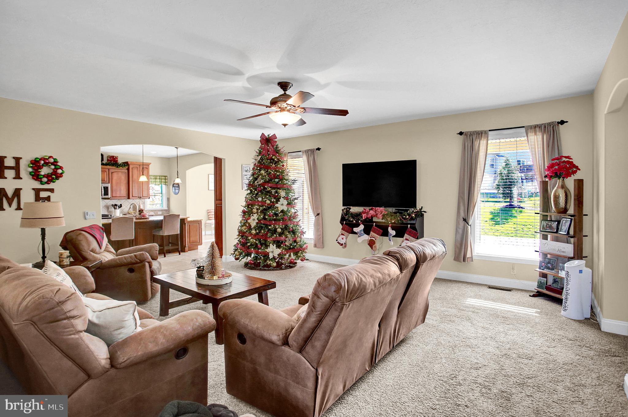 WINDY HEIGHTS - Residential