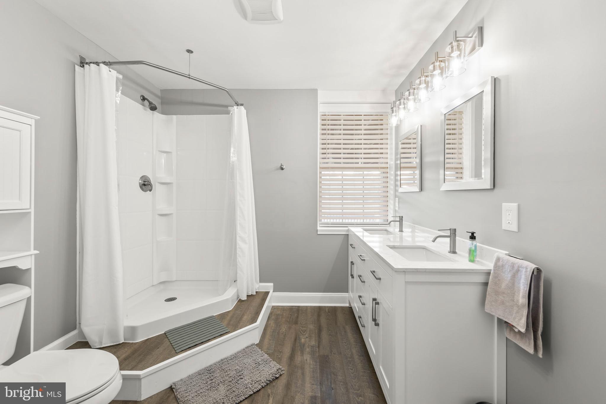 RIDGEWAY EAST - Residential