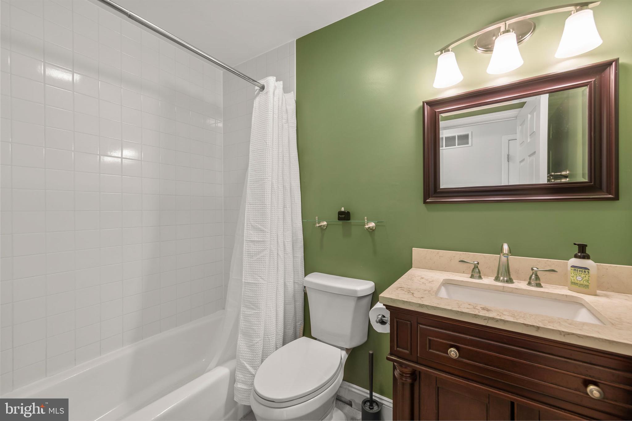 RIDGEWAY EAST - Residential