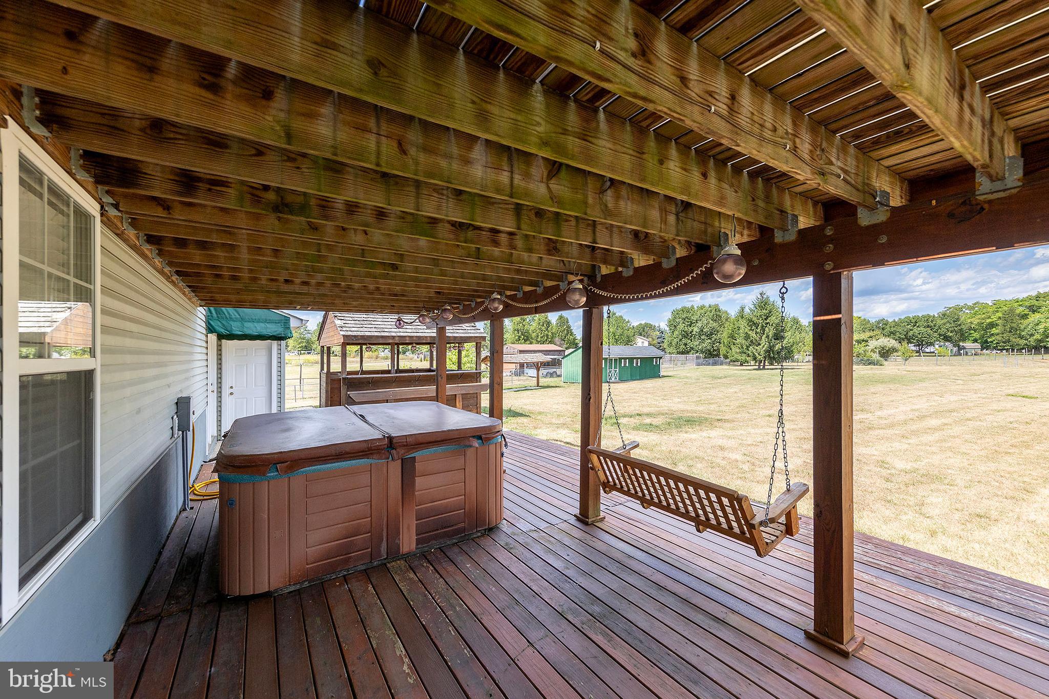 RIDGEWAY EAST - Residential