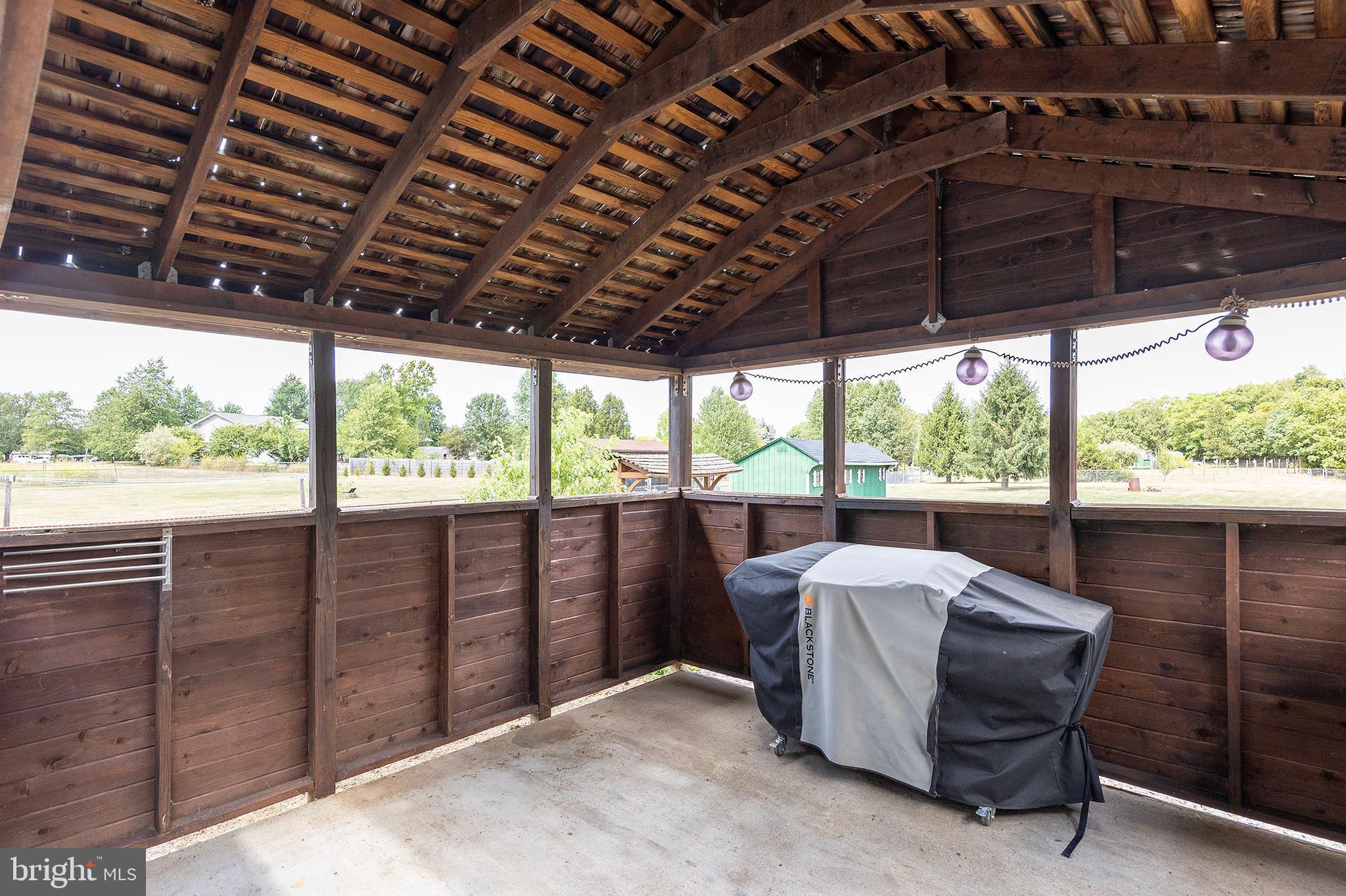 RIDGEWAY EAST - Residential