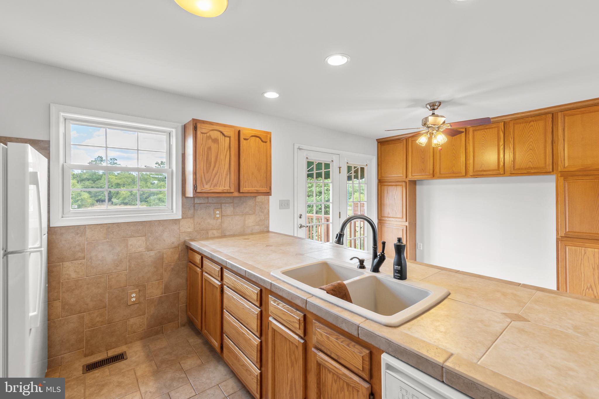 RIDGEWAY EAST - Residential