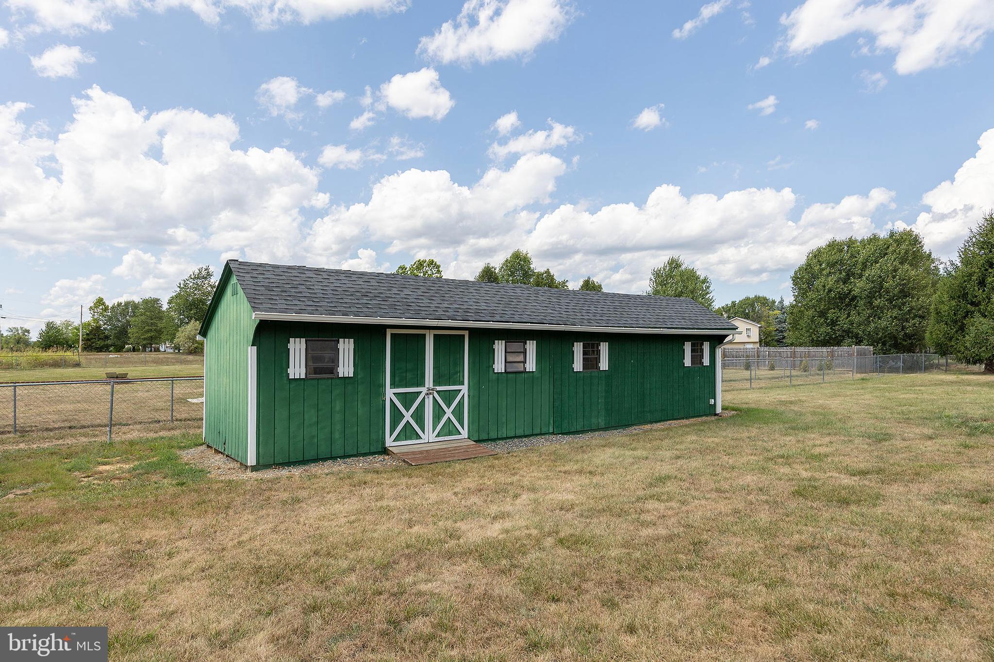 RIDGEWAY EAST - Residential