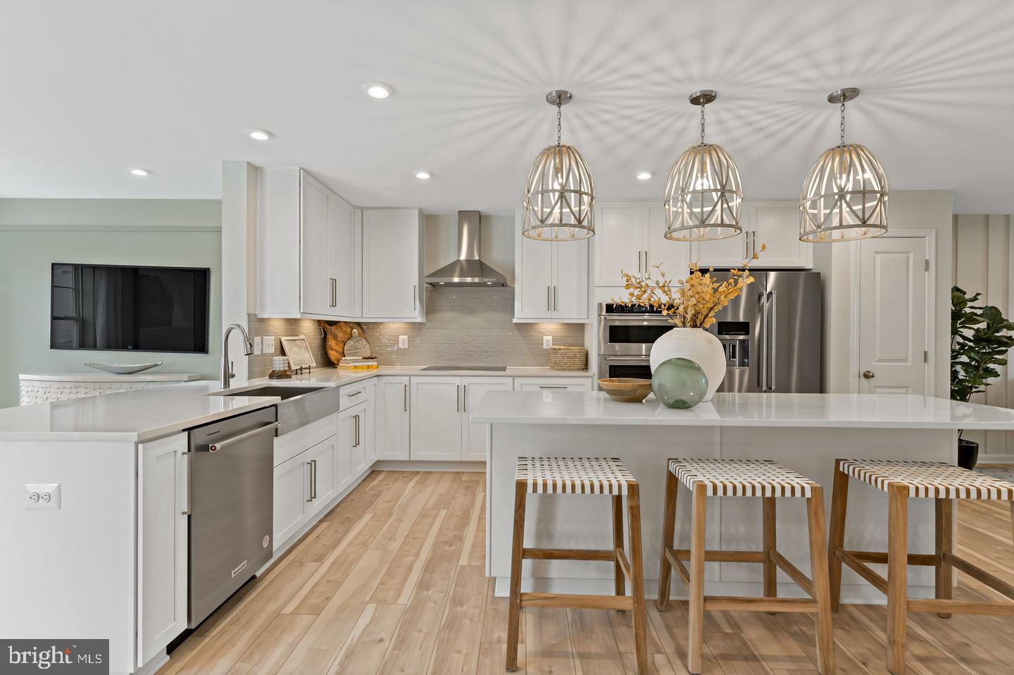 HOMESITE 103 RICHMOND PLACE