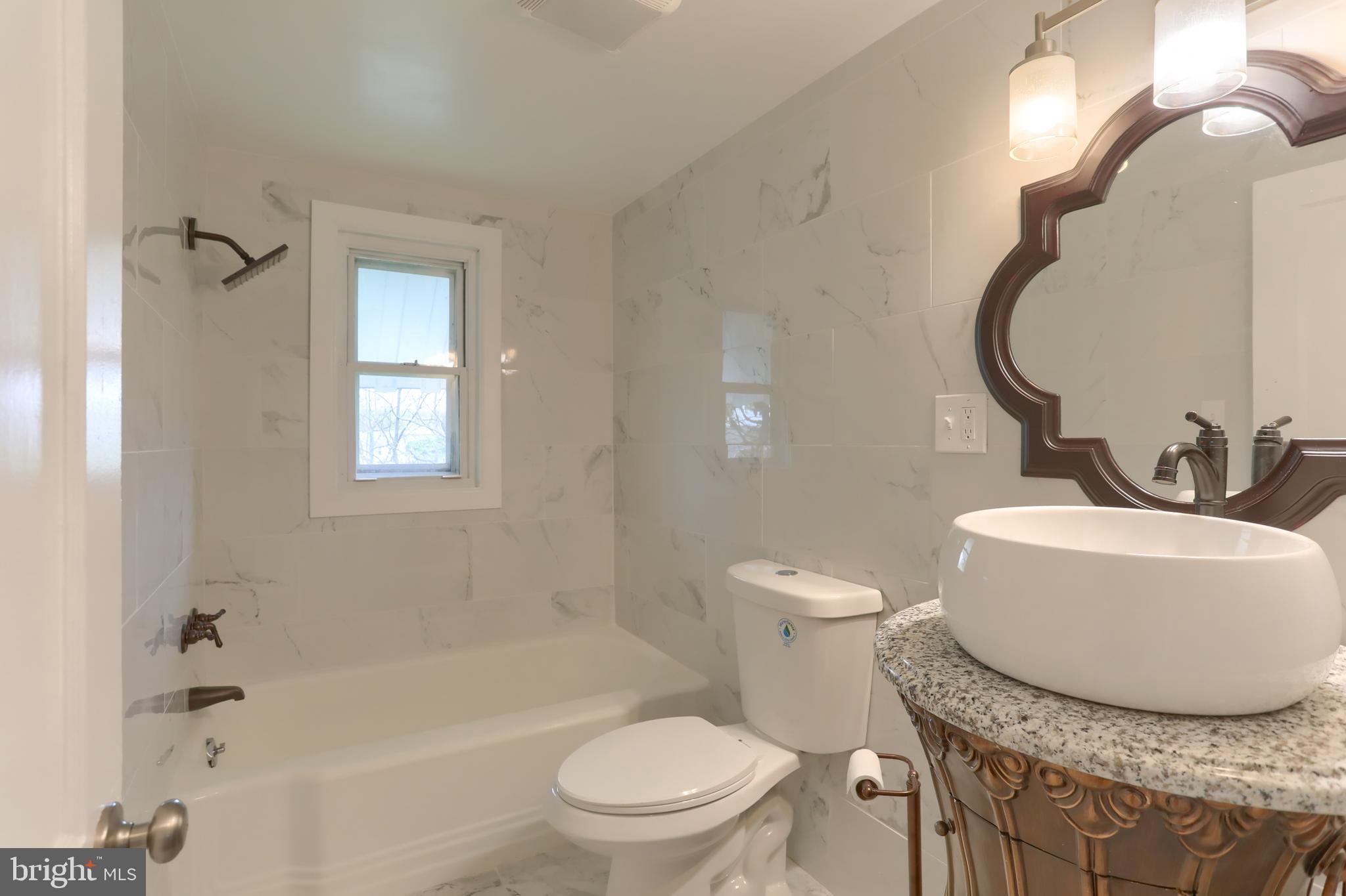 WALNUT STREET AREA - Residential