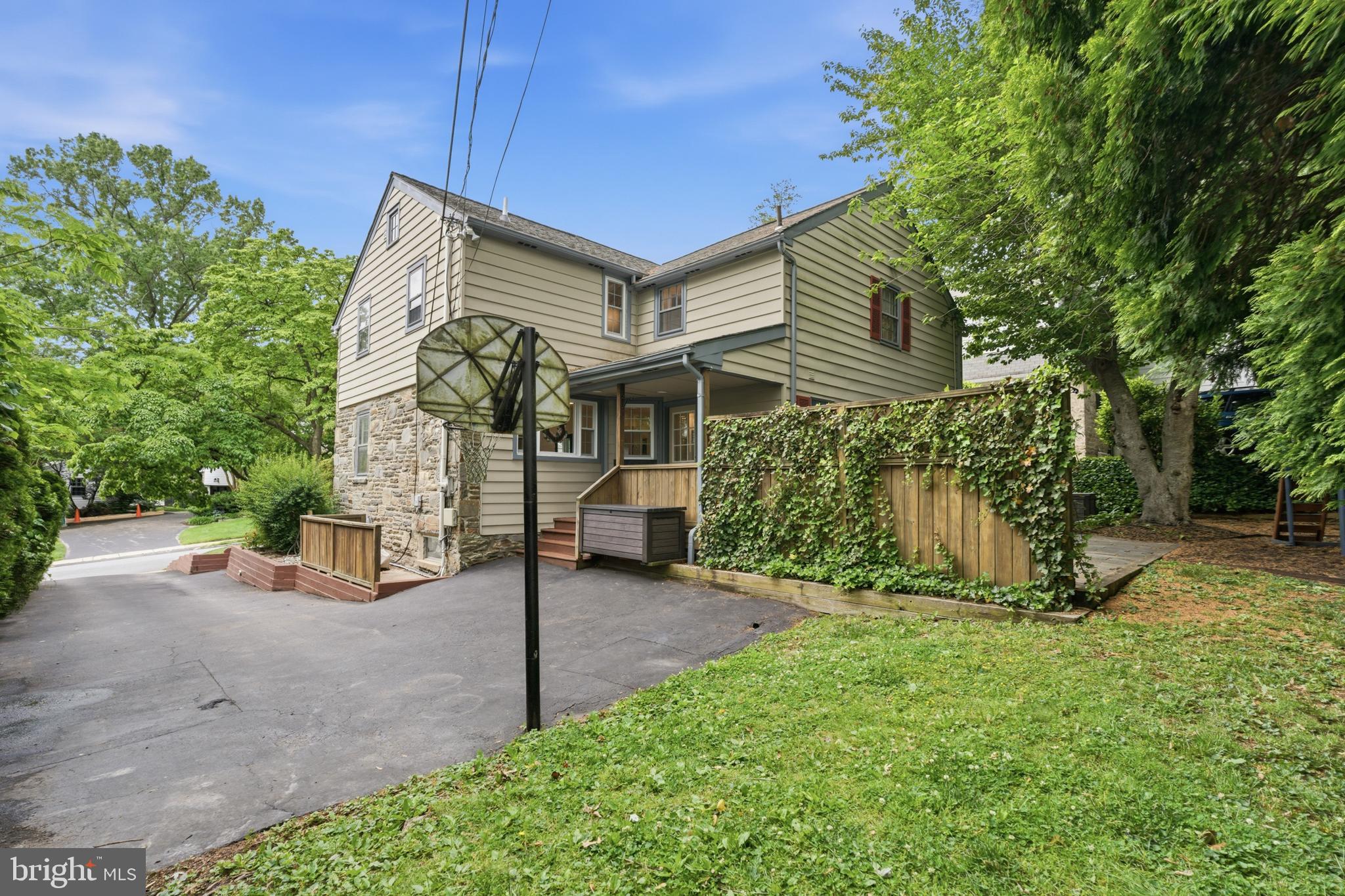 PENN WYNNE - Residential