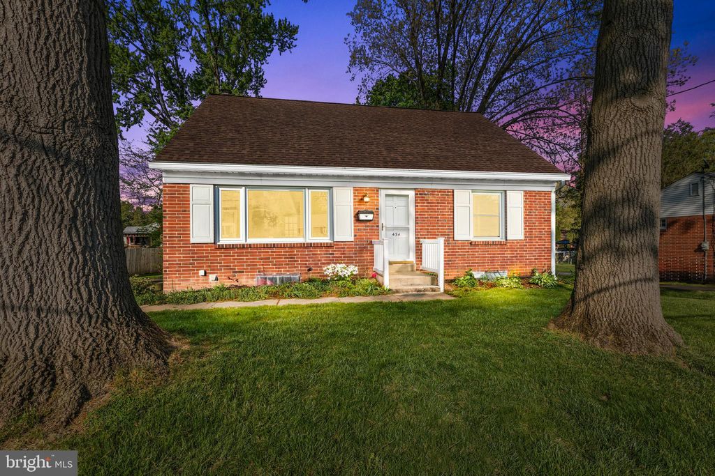 Photo of 434 Spring Drive, MILLERSVILLE, PA 17551 (MLS # PALA2086552)