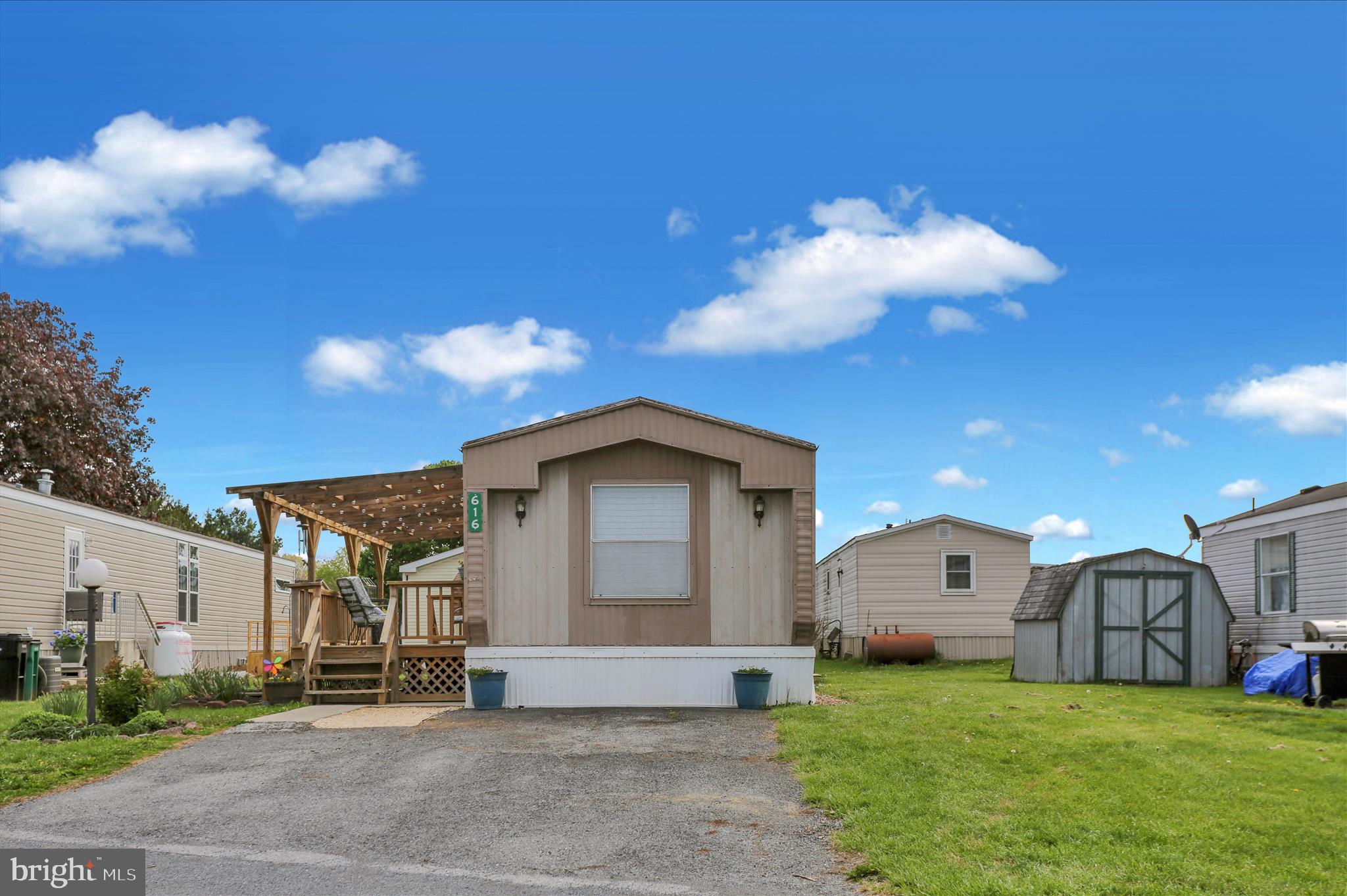 PALM CITY PARK - Residential