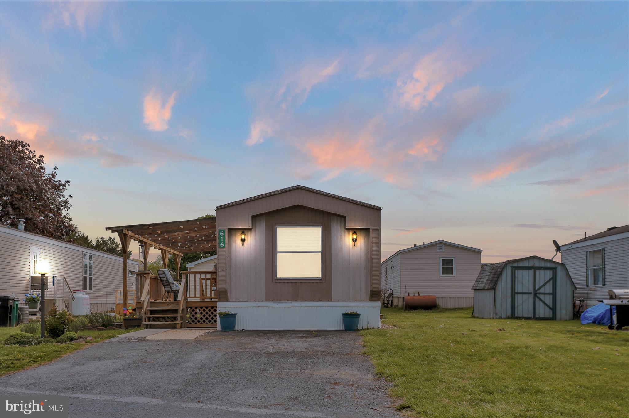 PALM CITY PARK - Residential