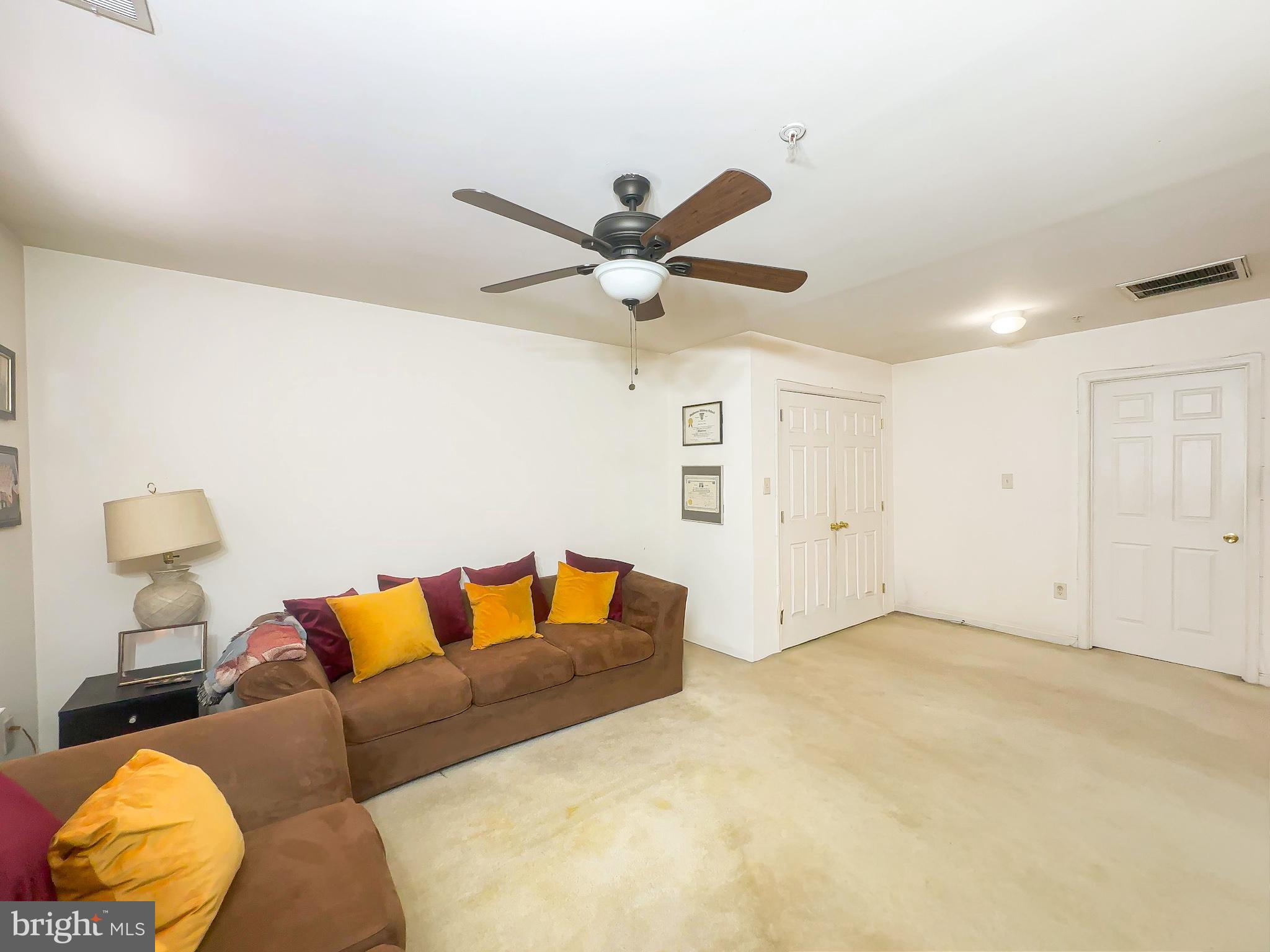 TANTALLON HILLS - Residential