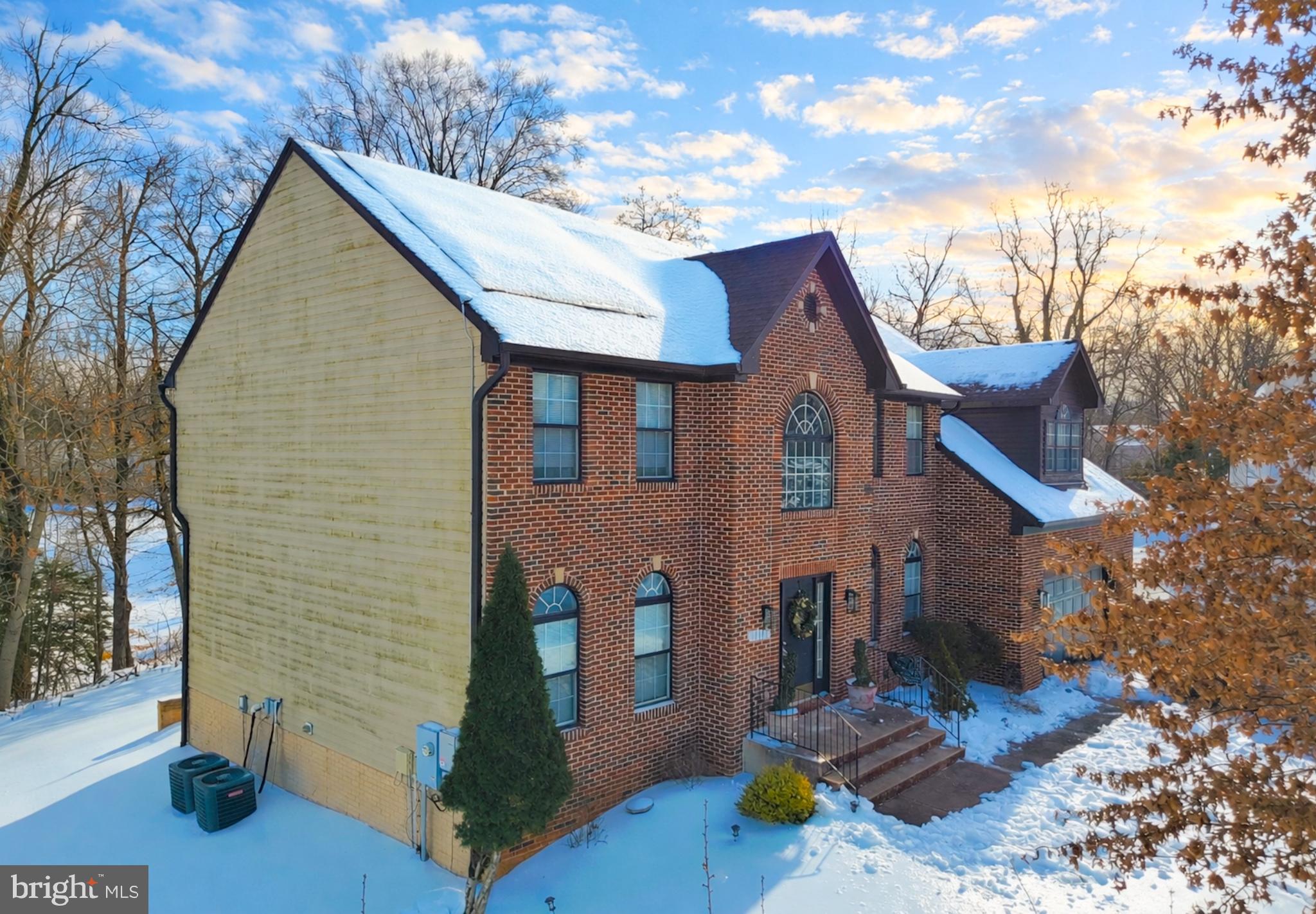 TANTALLON HILLS - Residential