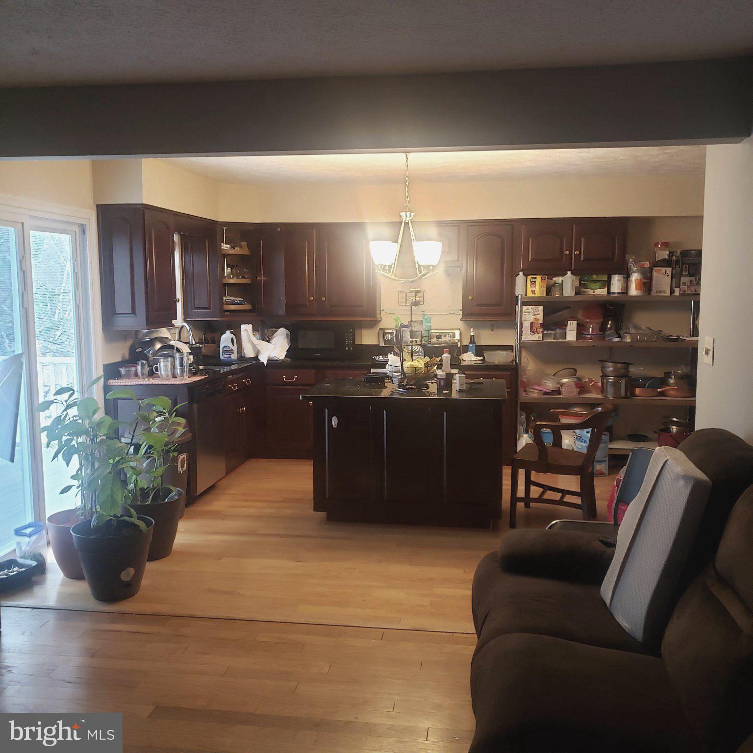 PARKVILLE - Residential