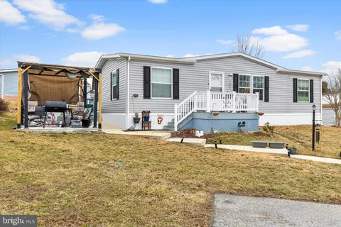 101 Fawn Meadow Court, Lancaster, PA 17603 - MLS#: PALA2063912