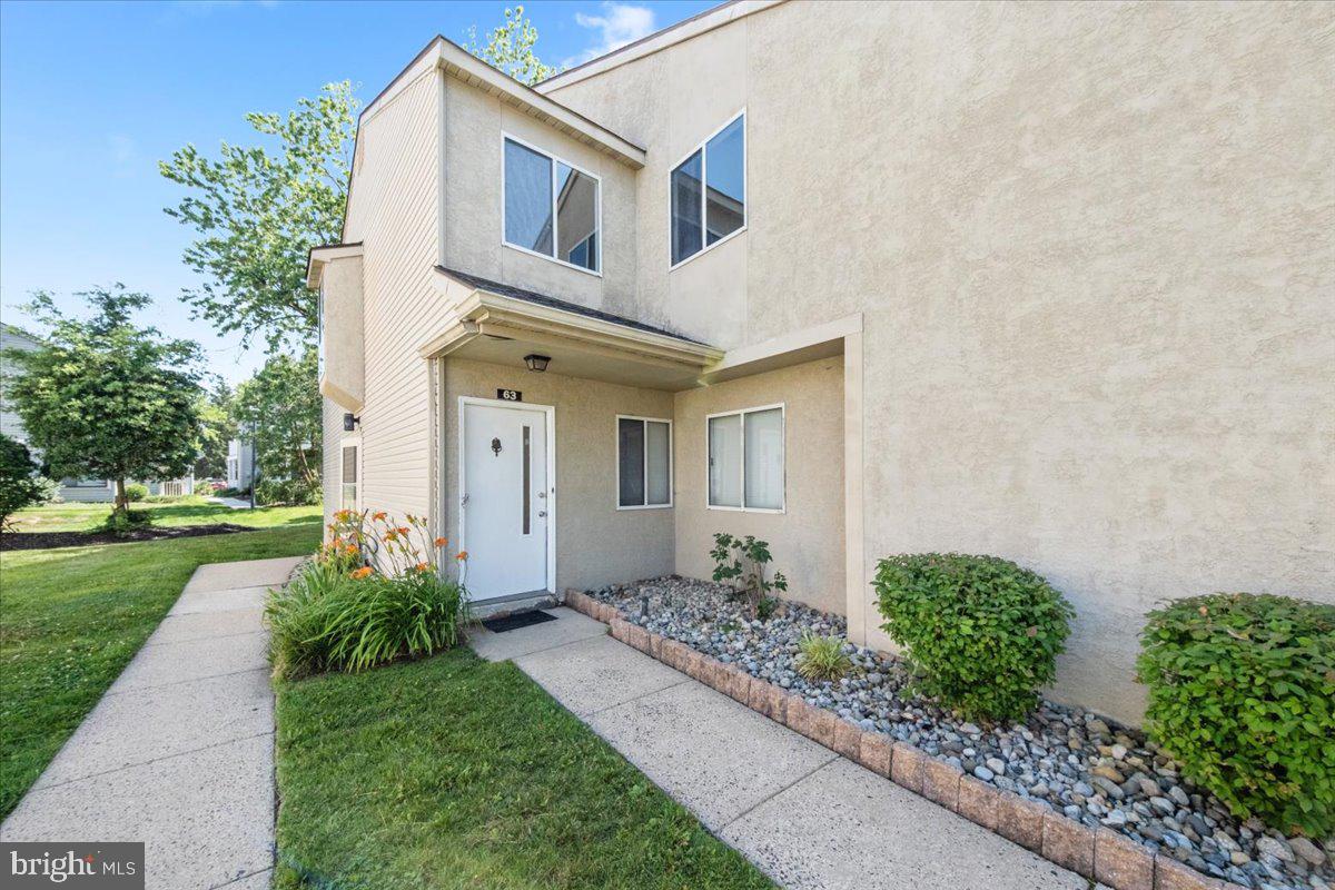 63 SANDRA ROAD