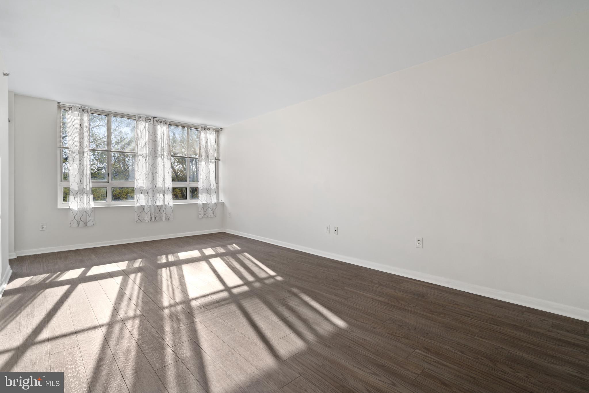 350 G STREET SW N517