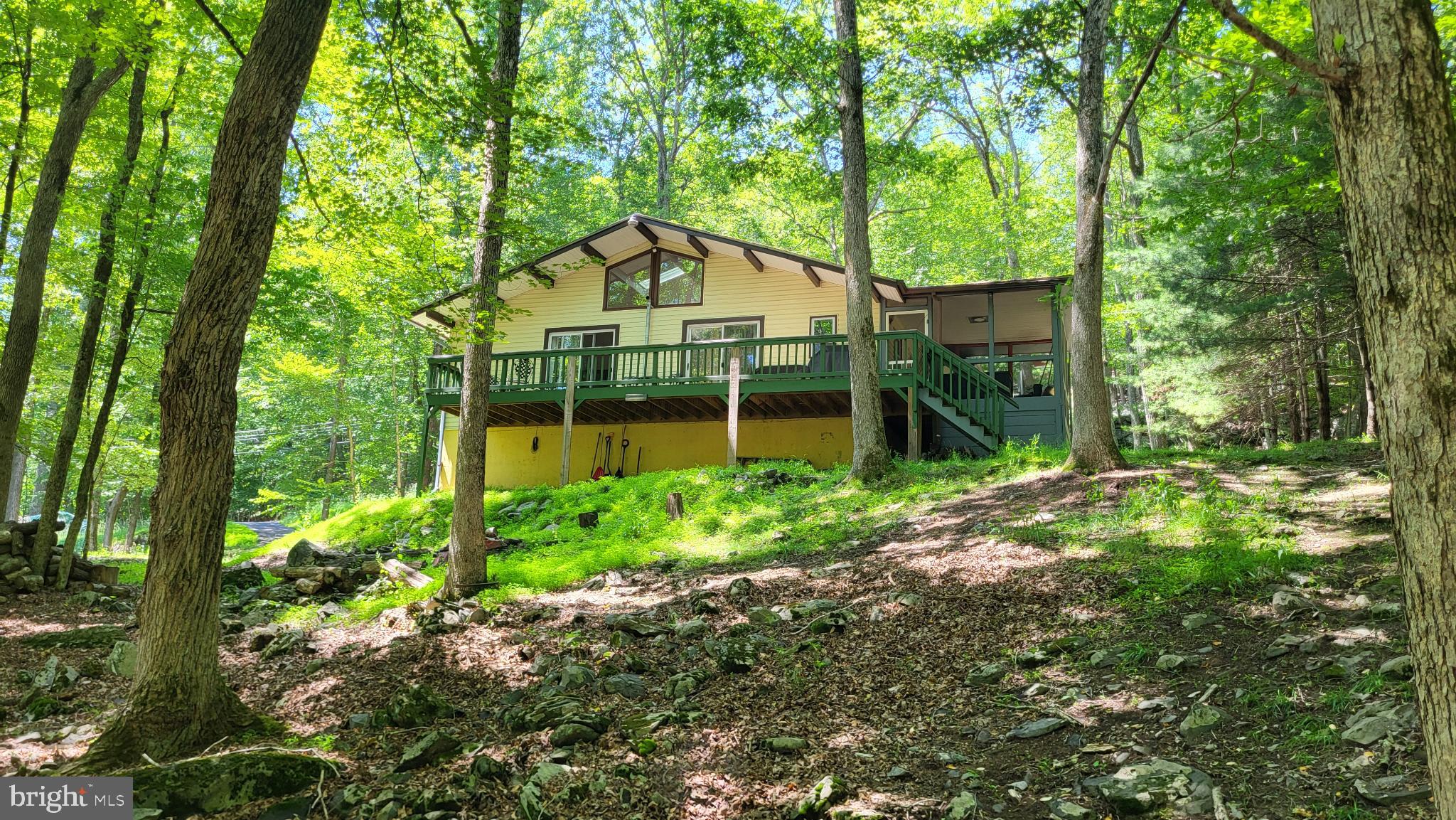 SAW CREEK EST - Residential