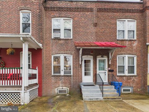 Townhouse For Sale - 226 4th Avenue<br/> ROEBLING, NJ 08554
