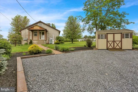 MLS: PABK2057086