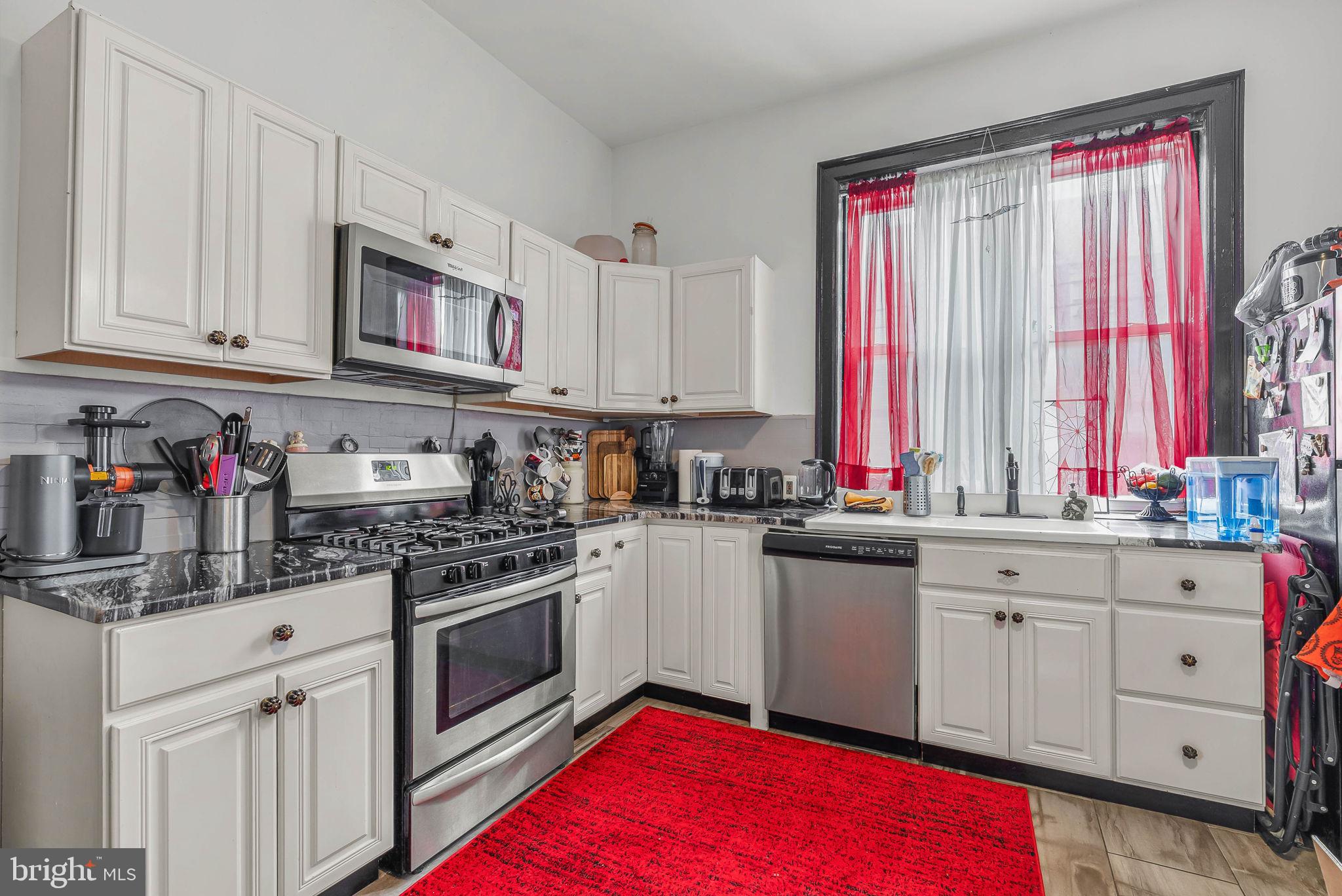 PARKSIDE - Residential Income