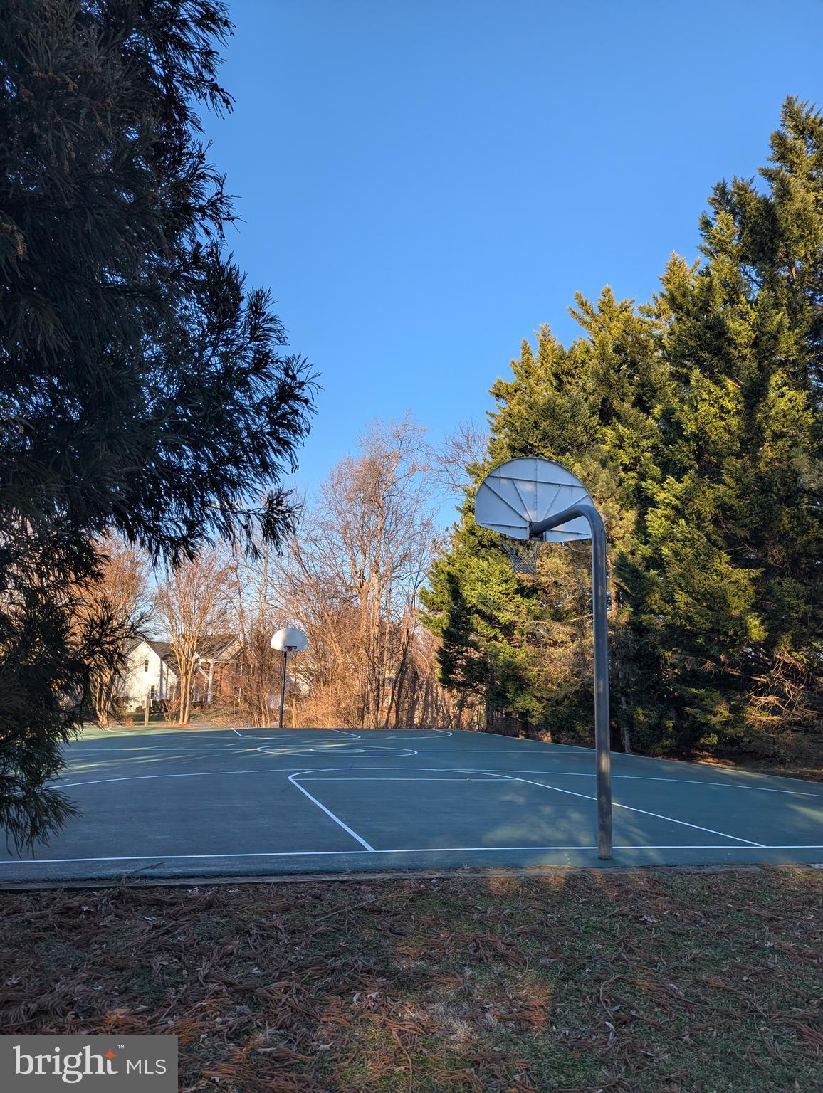 MONROE MANOR - Residential