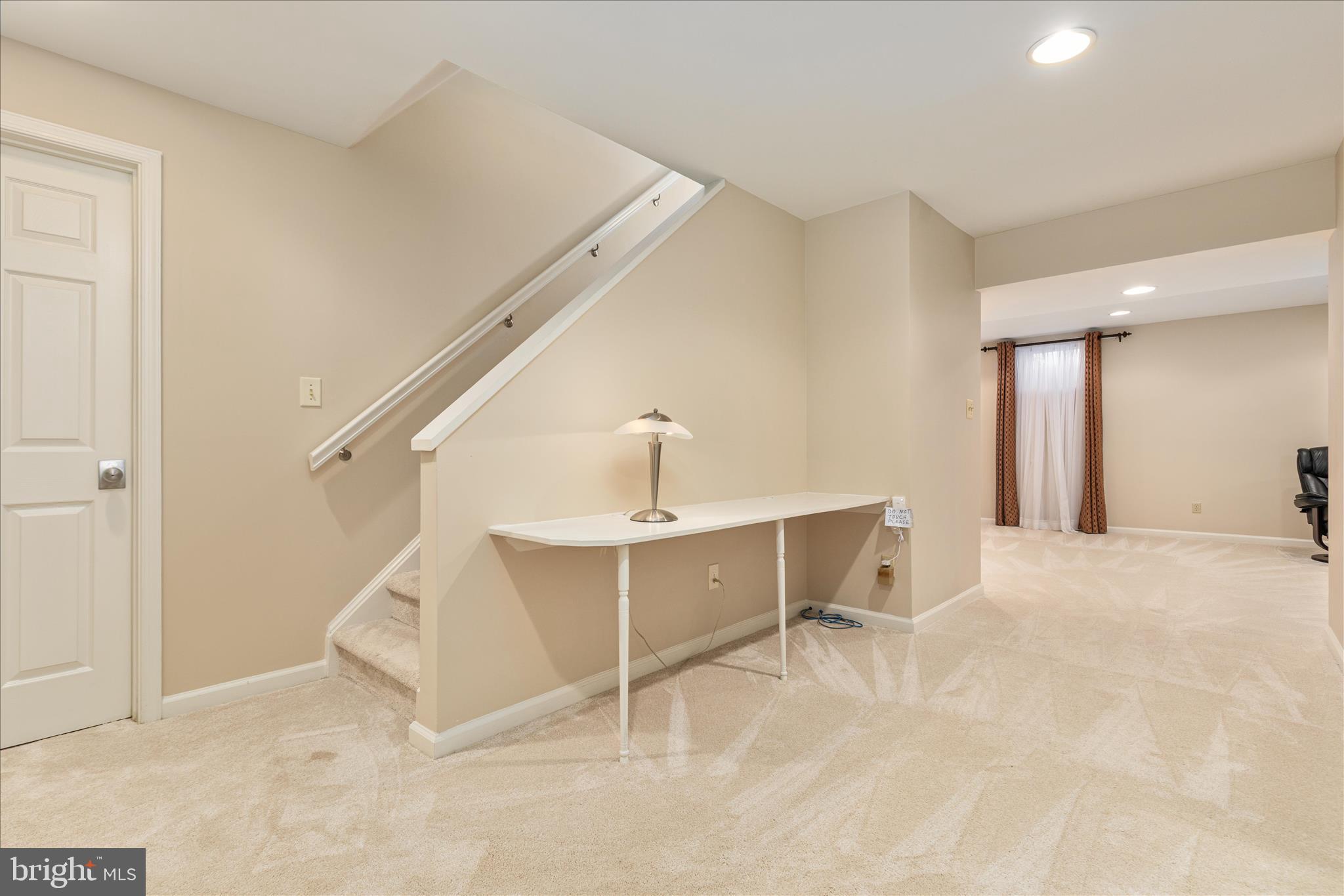 MONROE MANOR - Residential