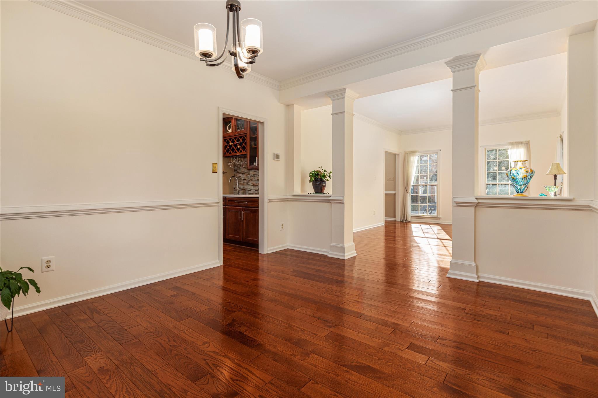 MONROE MANOR - Residential