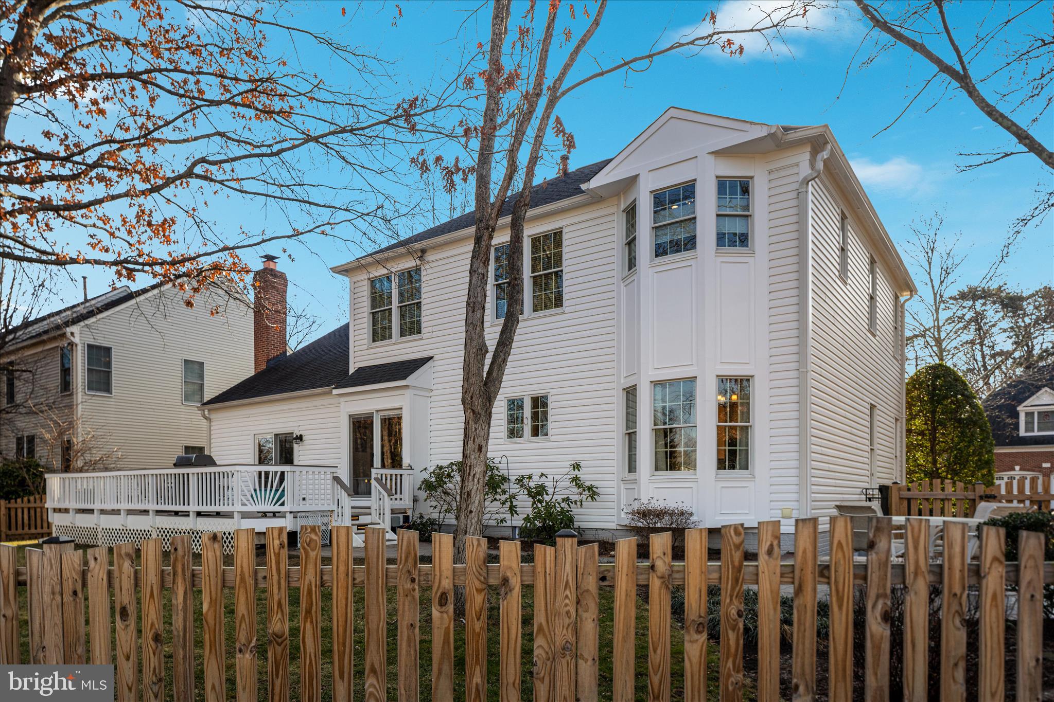 MONROE MANOR - Residential