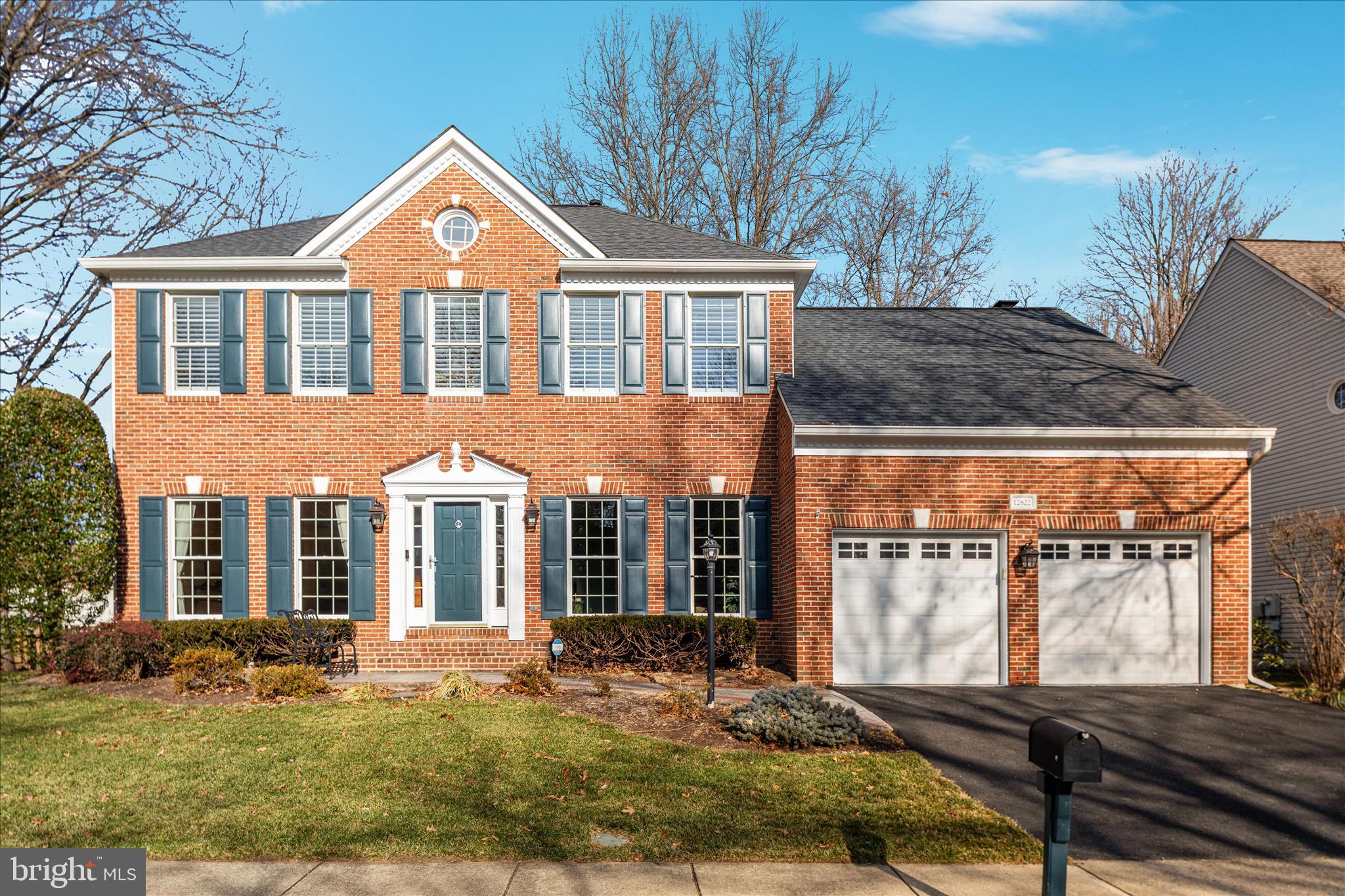 MONROE MANOR - Residential