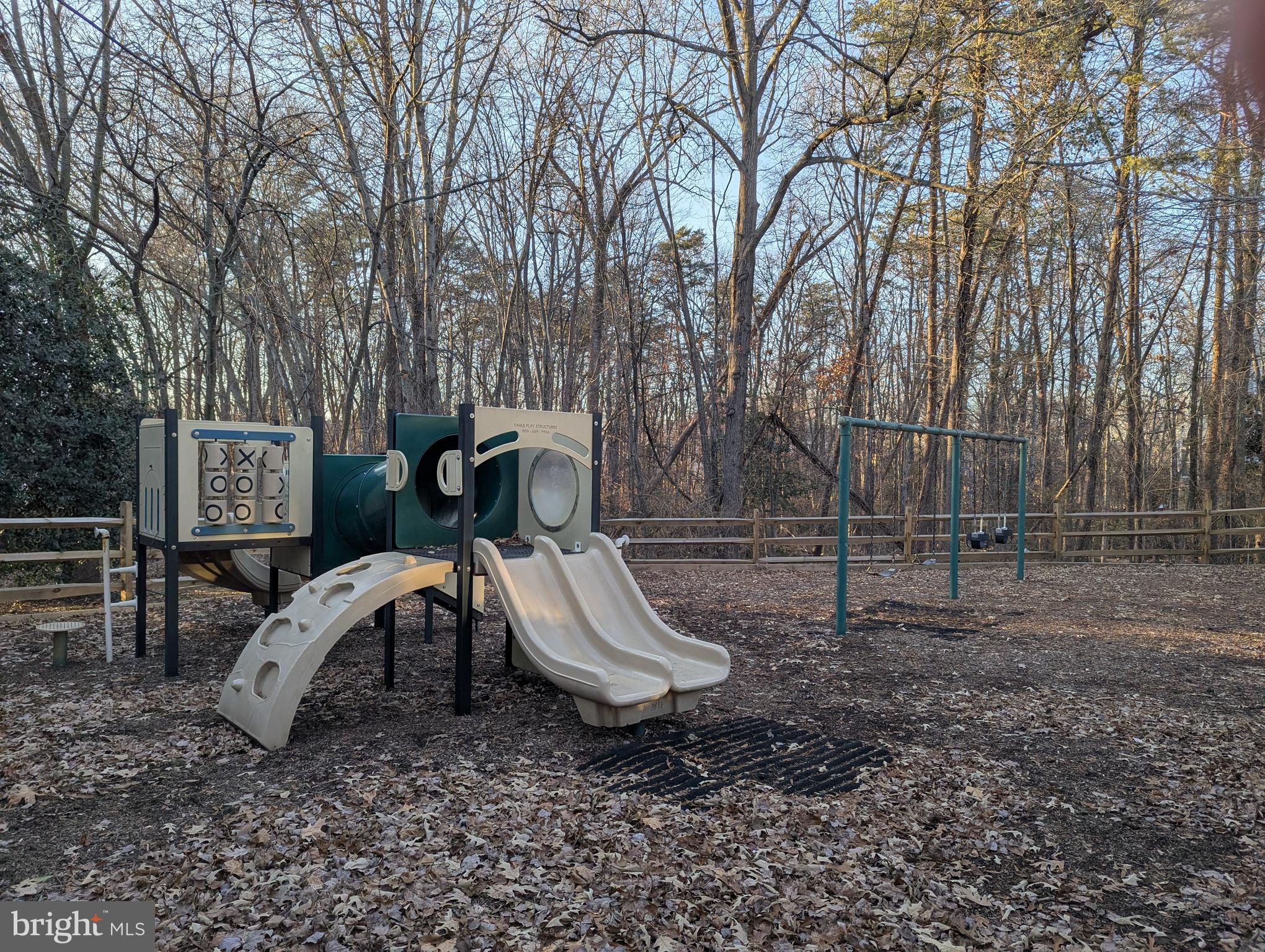 MONROE MANOR - Residential