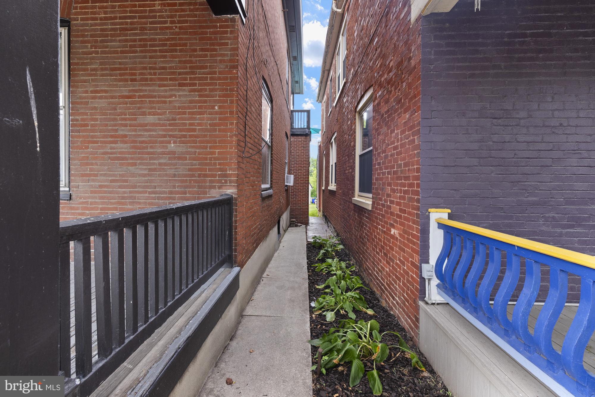223 CHAMBERSBURG STREET