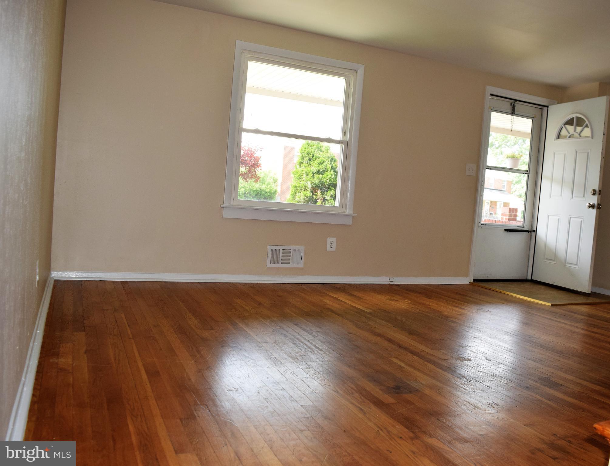 FOX RIDGE MANOR - Residential Lease