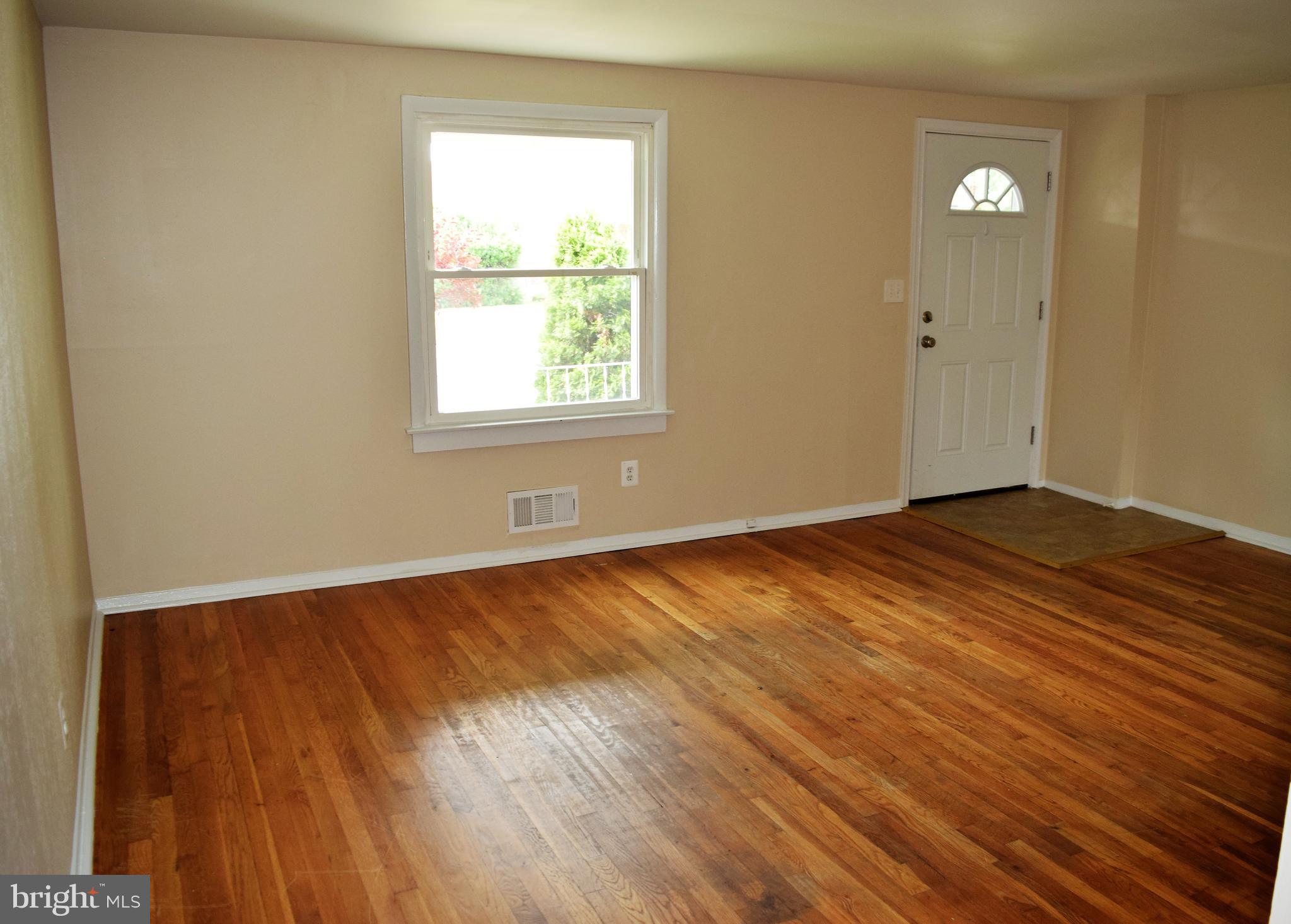 FOX RIDGE MANOR - Residential Lease