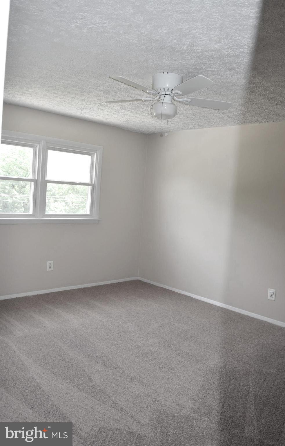 FOX RIDGE MANOR - Residential Lease