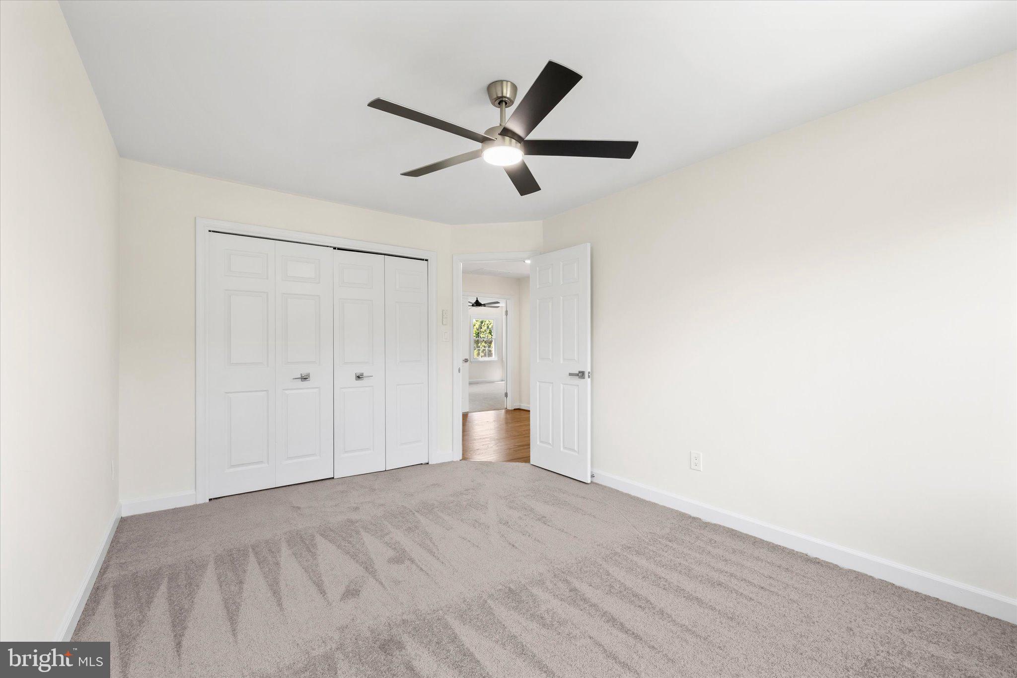 HIDDEN OAKS - Residential