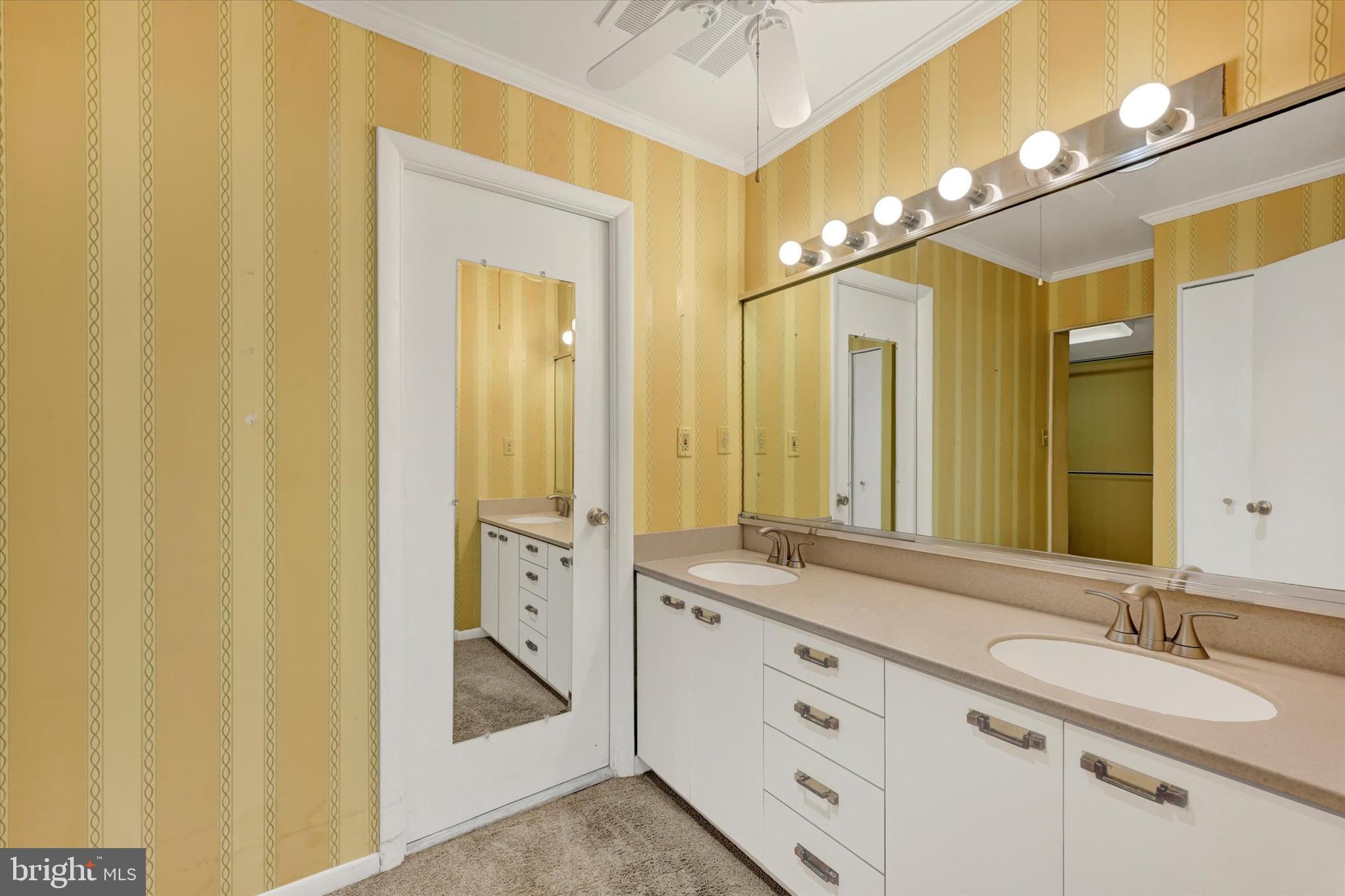 ANNEN WOODS - Residential