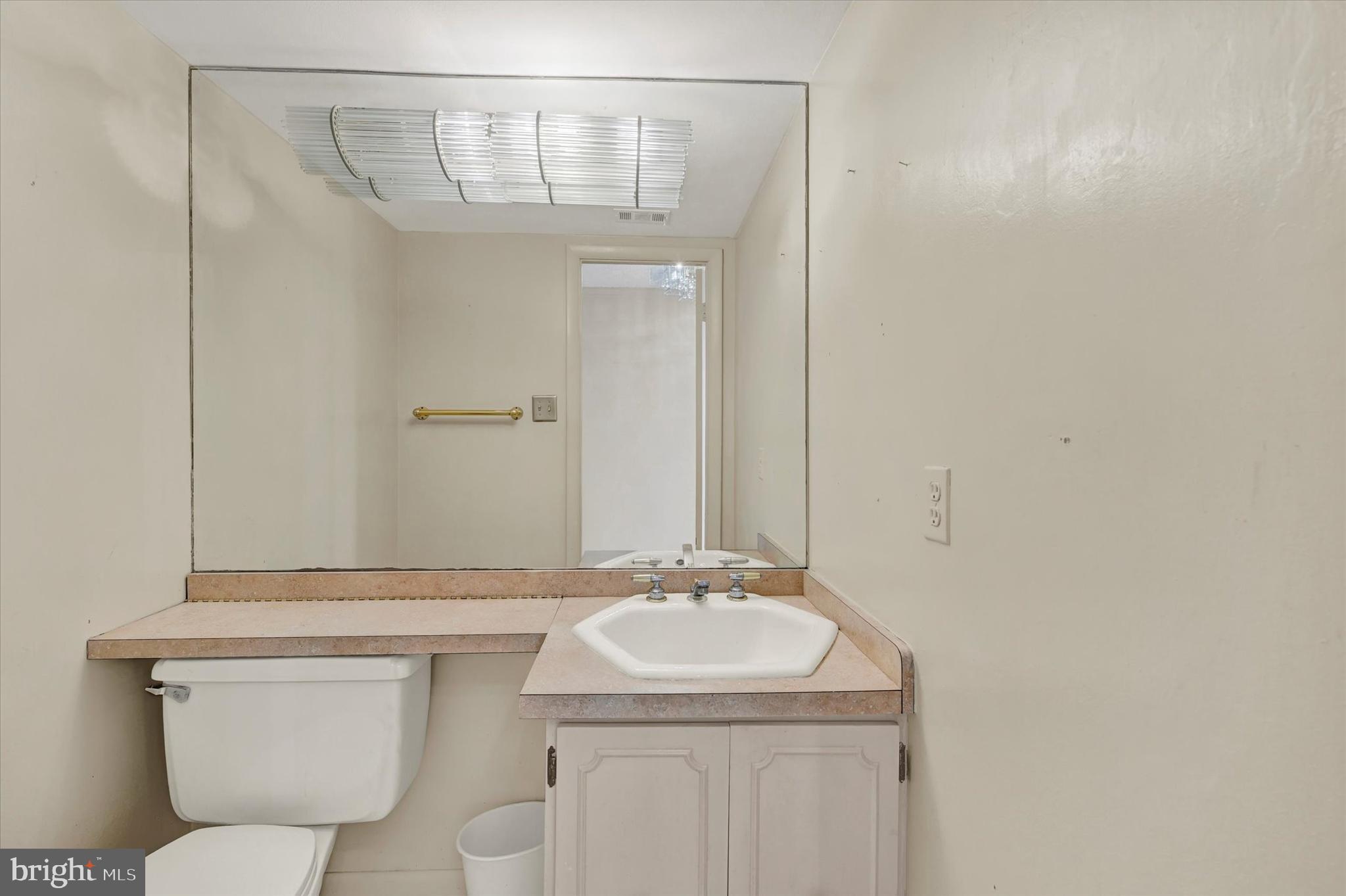 ANNEN WOODS - Residential