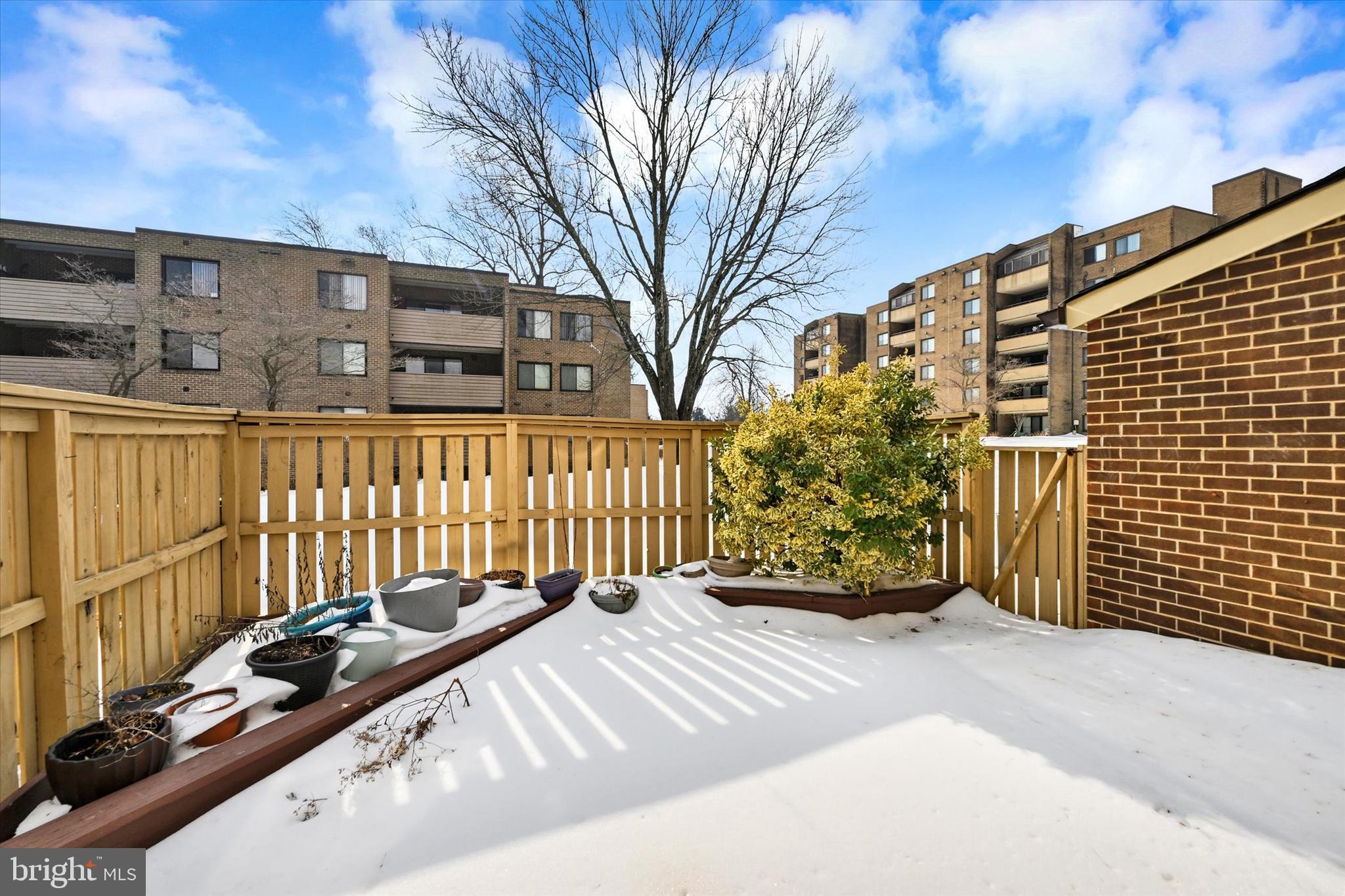 ANNEN WOODS - Residential