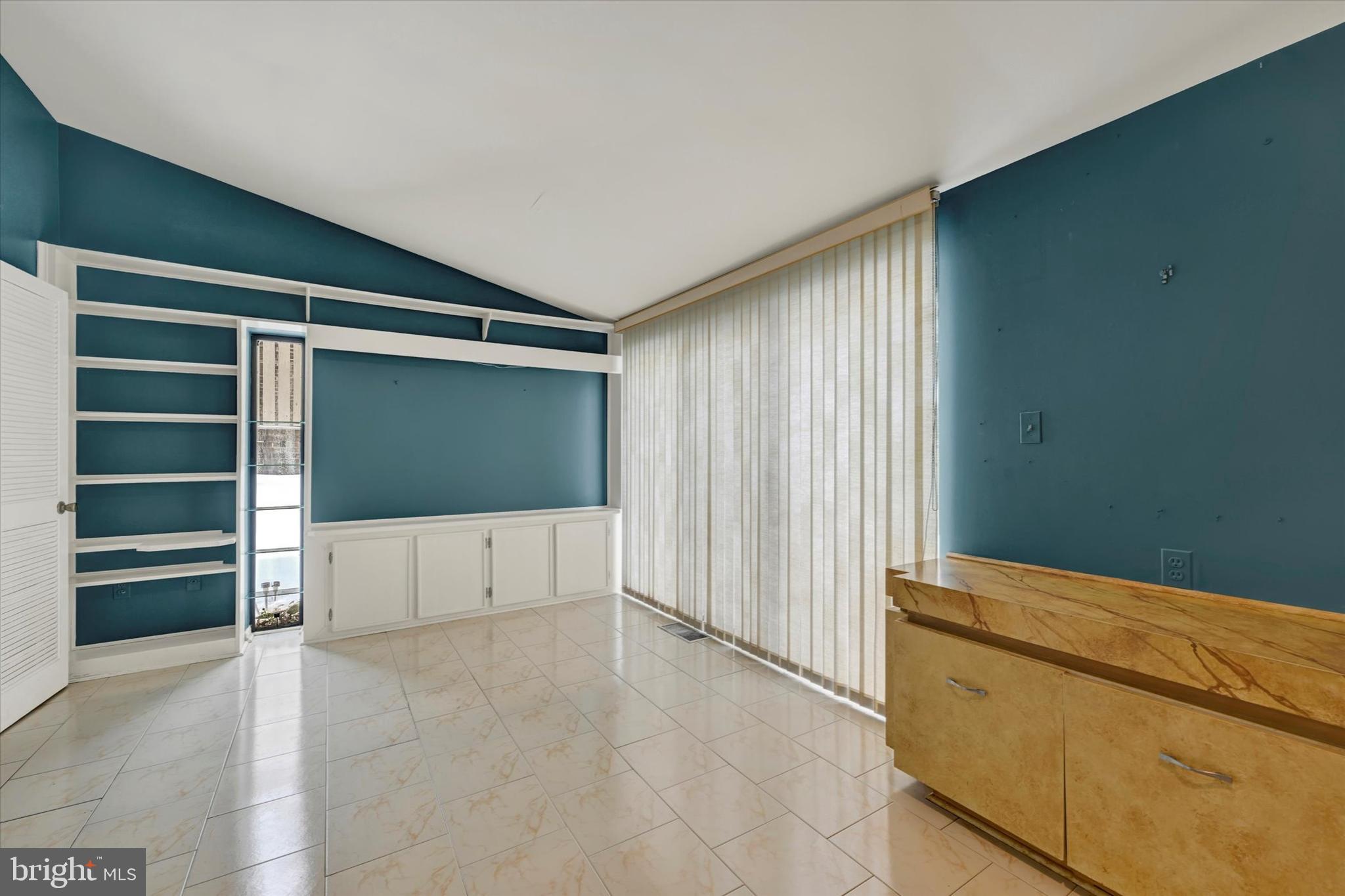 ANNEN WOODS - Residential