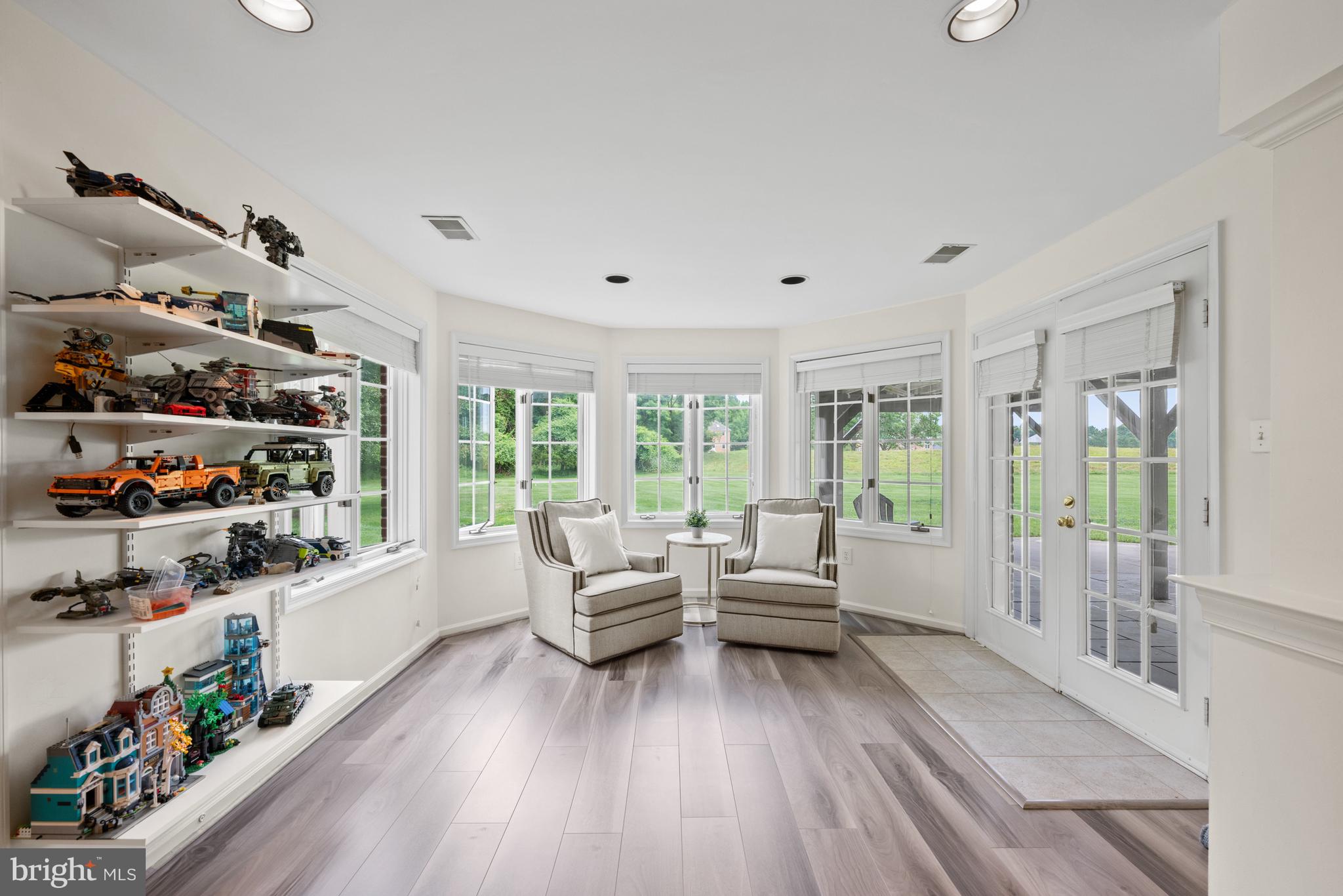 AVENEL - Residential