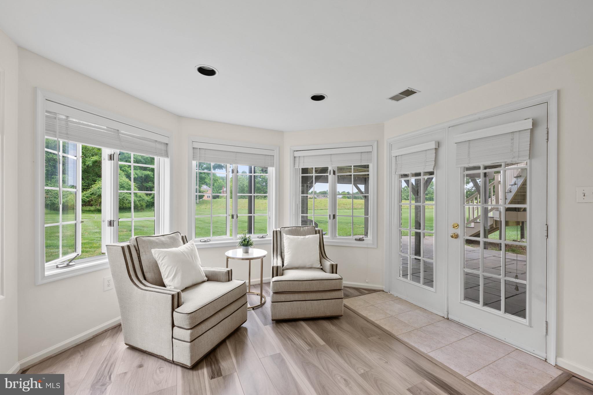 AVENEL - Residential