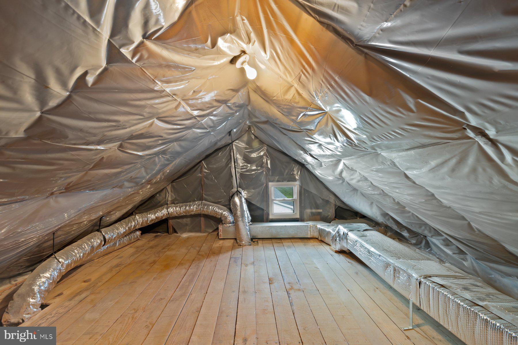 HAMPSTEAD - Residential