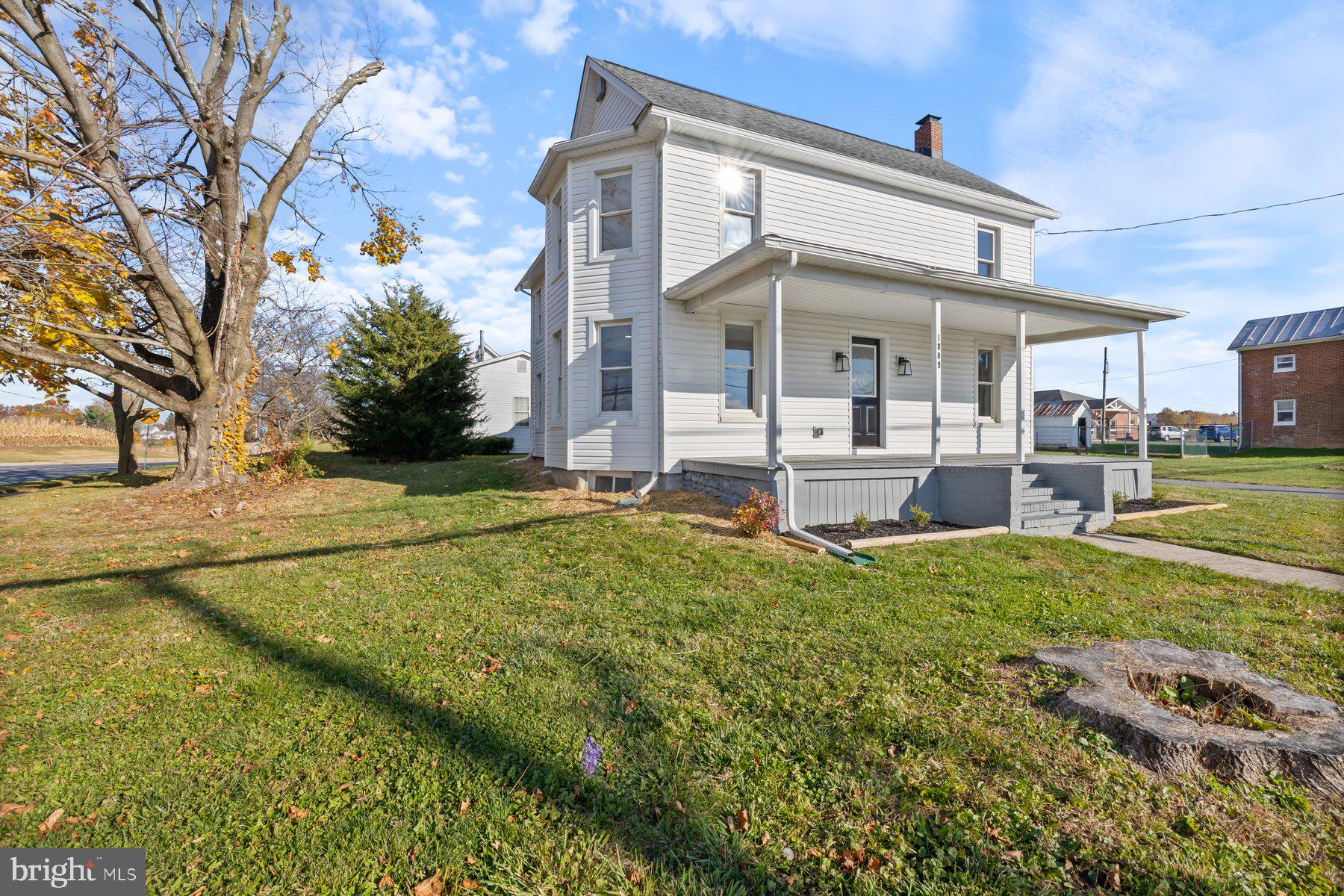 HAMPSTEAD - Residential