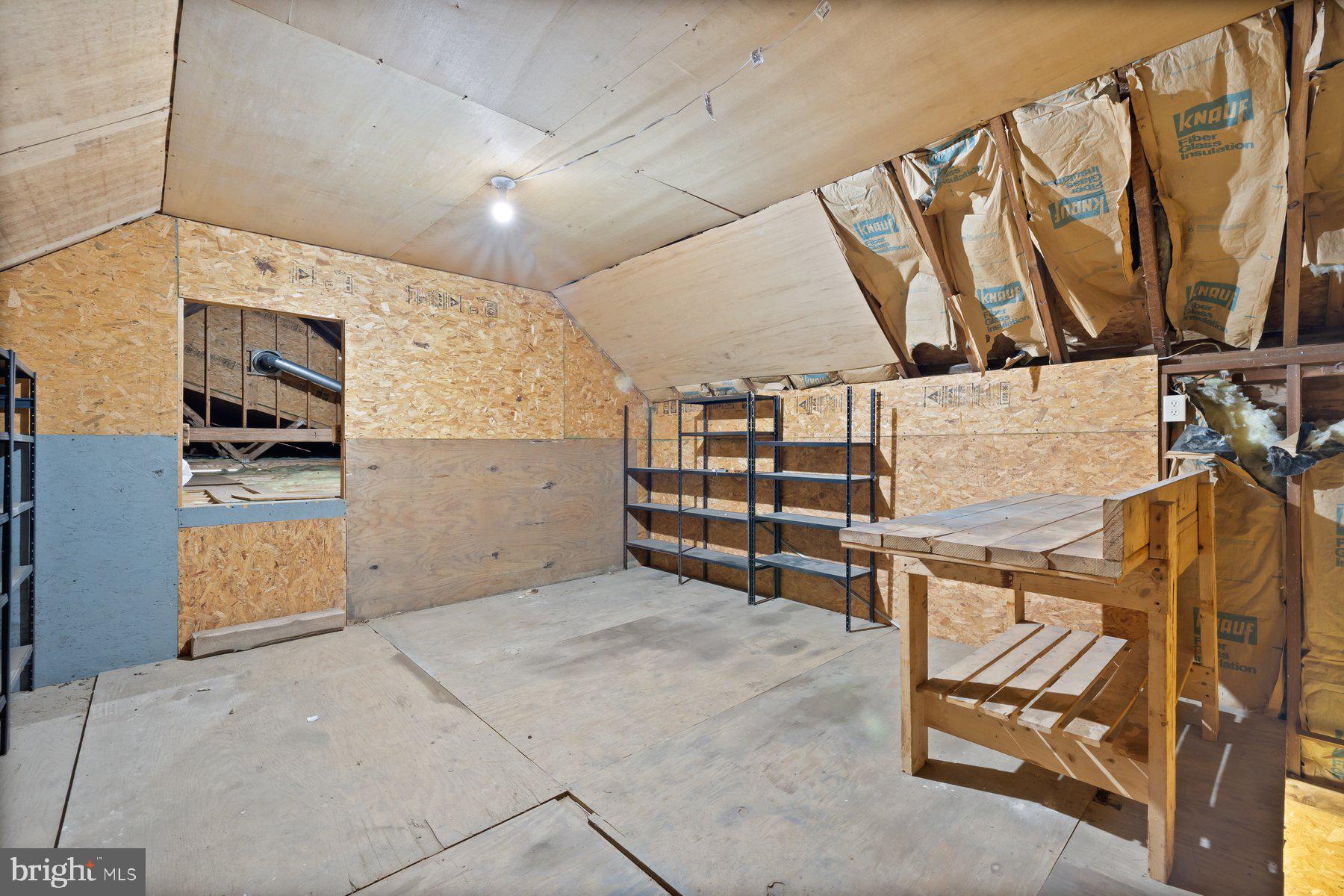 HAMPSTEAD - Residential