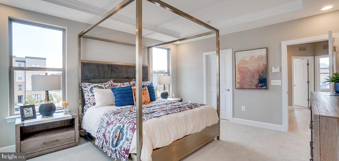 POTOMAC SHORES - Residential