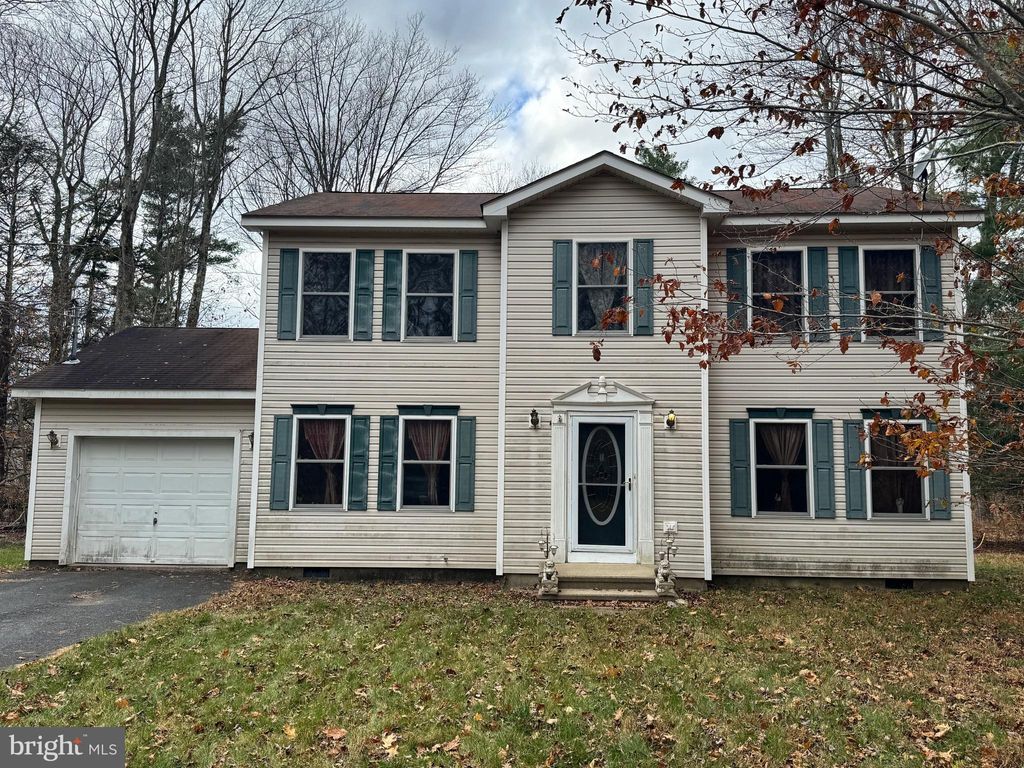 Photo of 1145 Chickadee Drive, POCONO SUMMIT, PA 18346 (MLS # PAMR2005828)