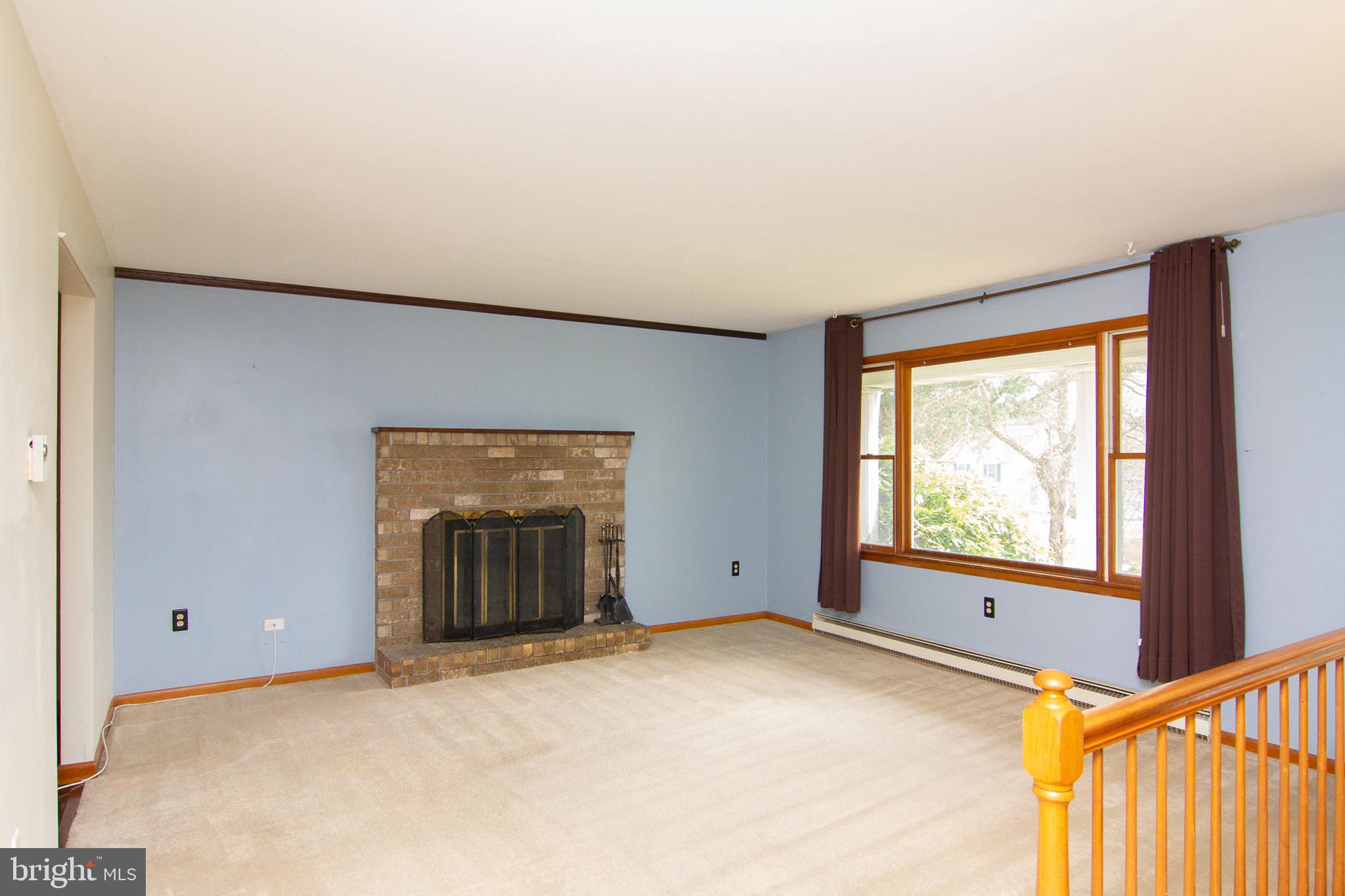 LINCOLN MANOR - Residential