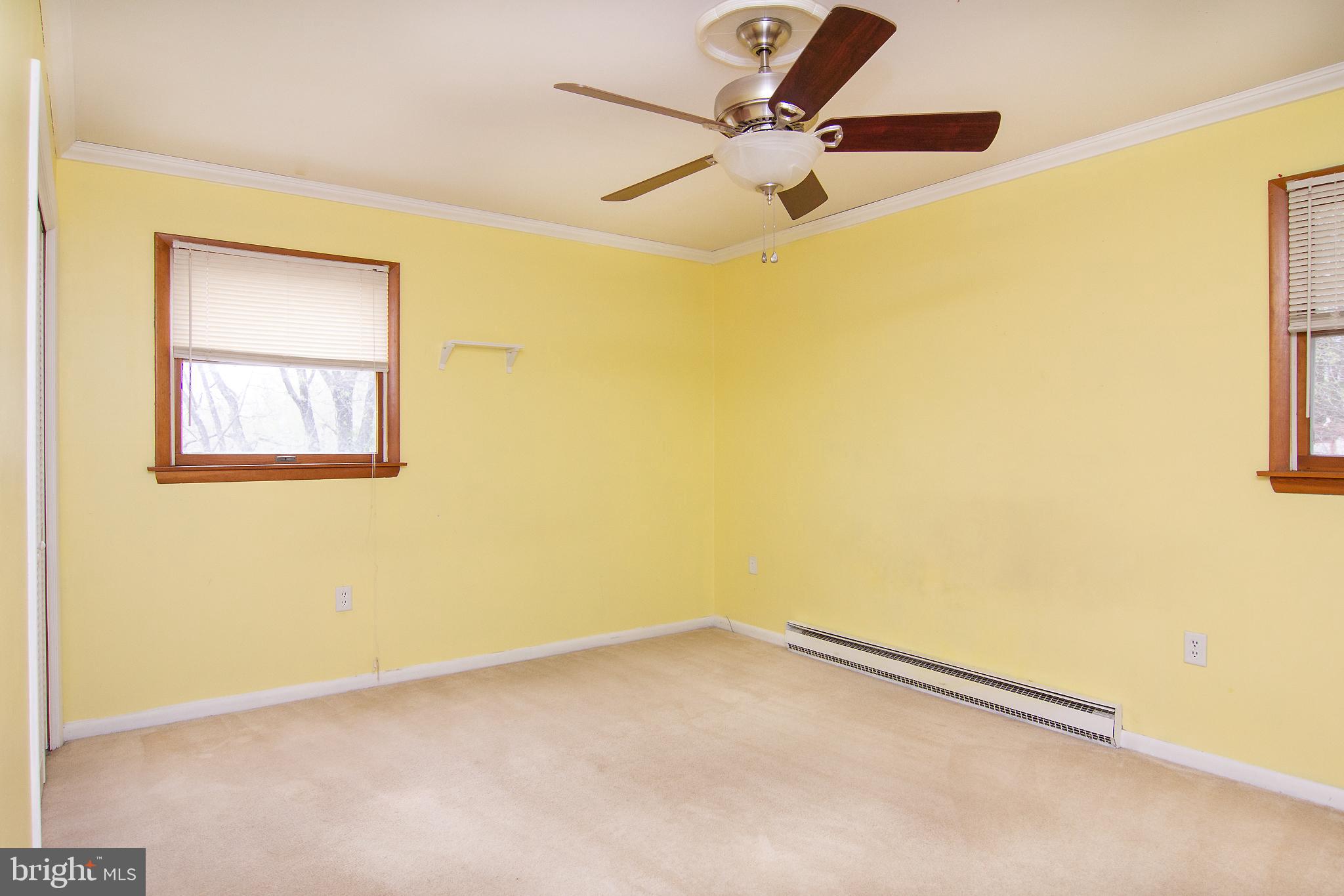 LINCOLN MANOR - Residential