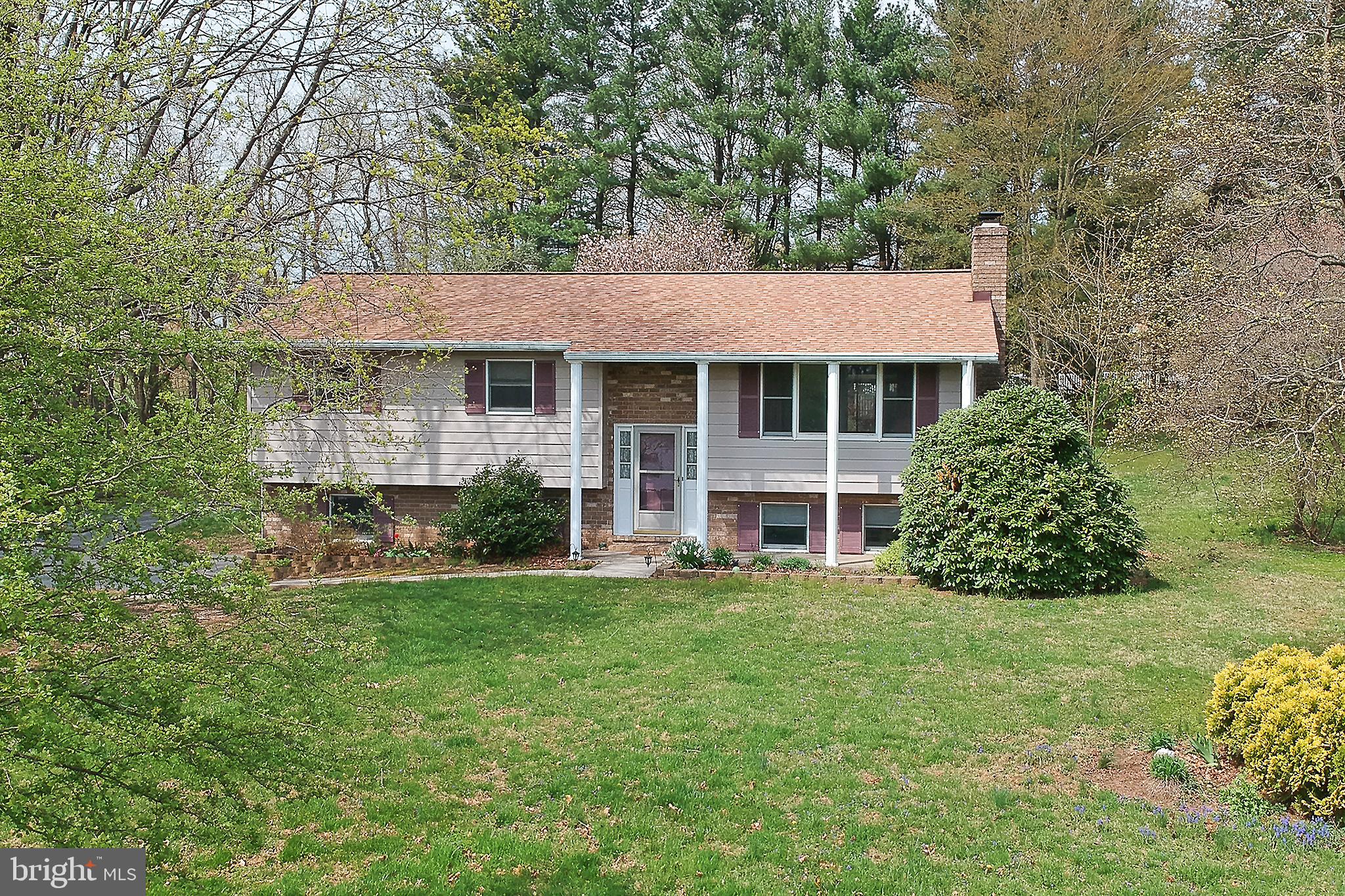 LINCOLN MANOR - Residential